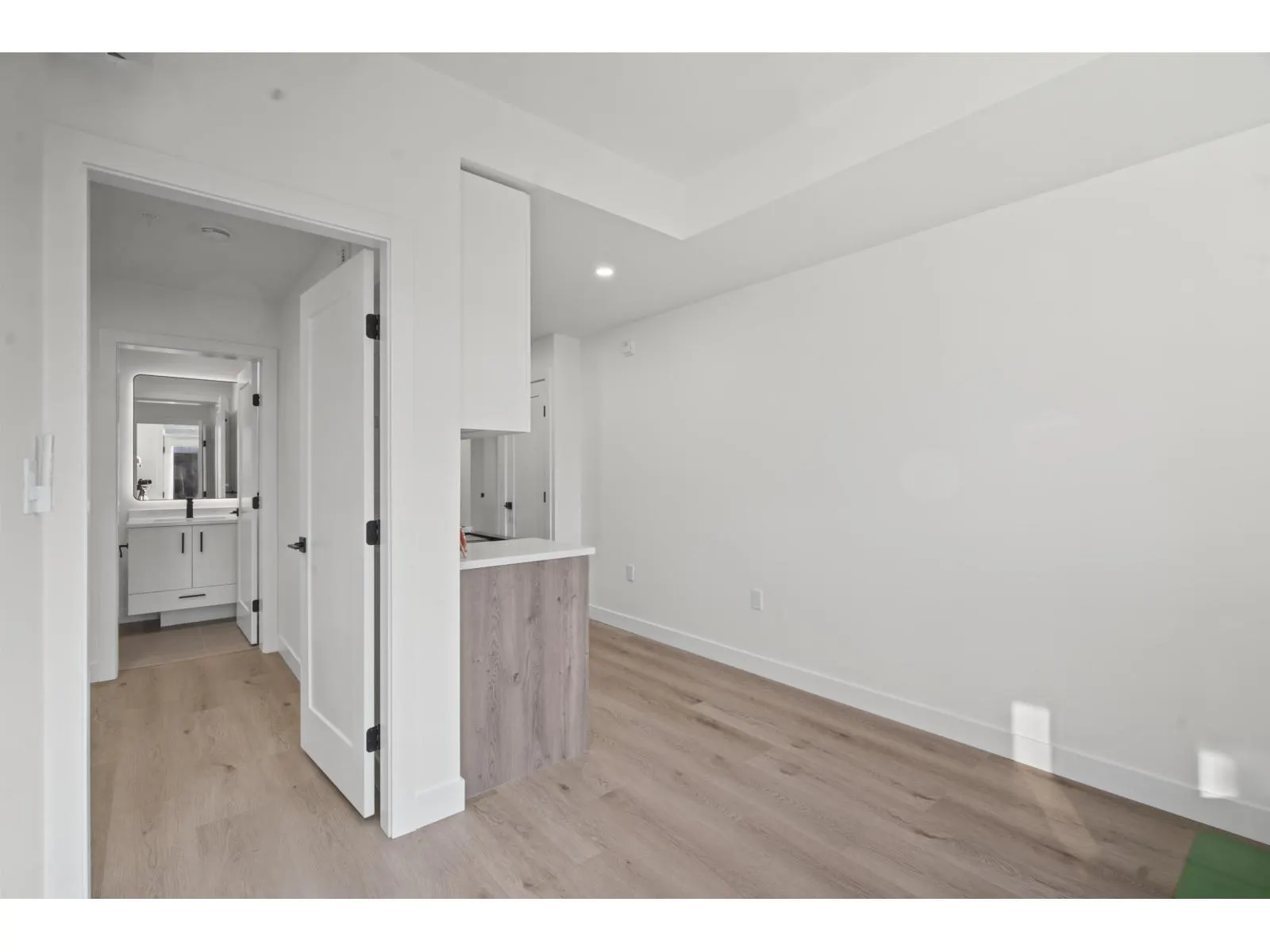 105 10405 147 STREET