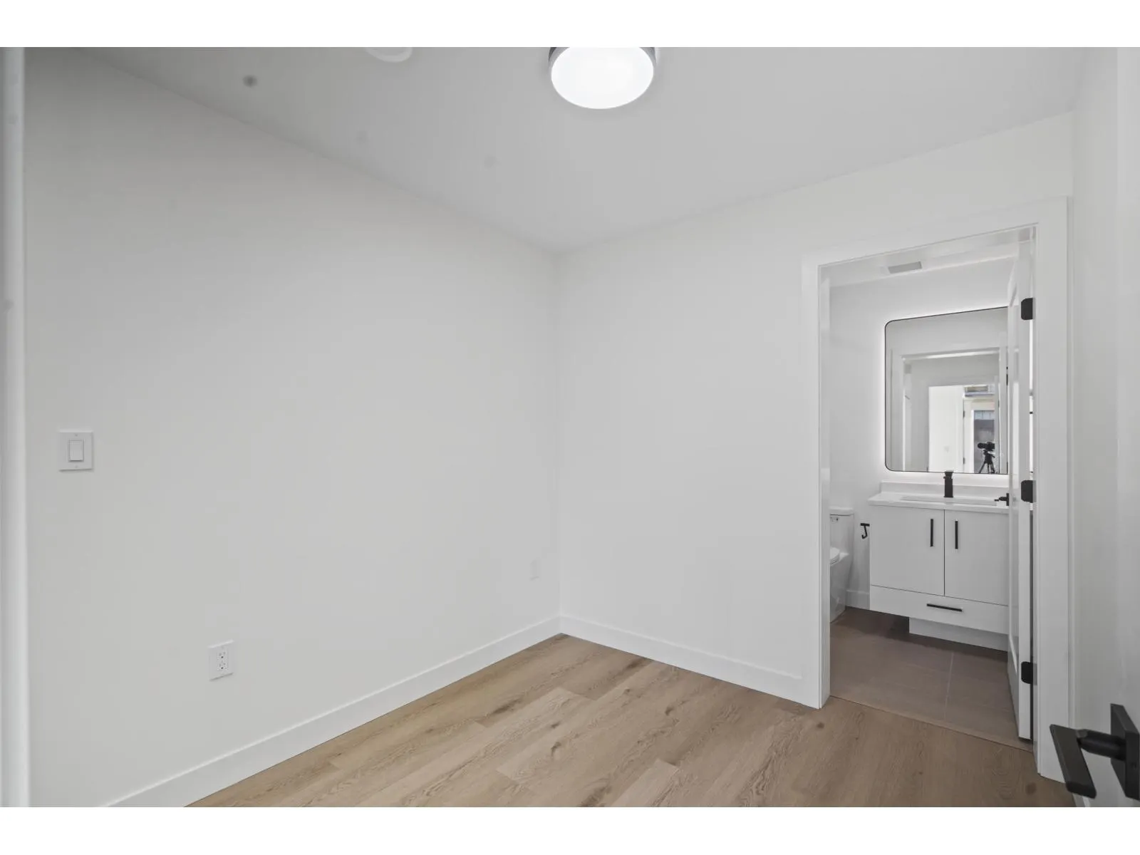 105 10405 147 STREET