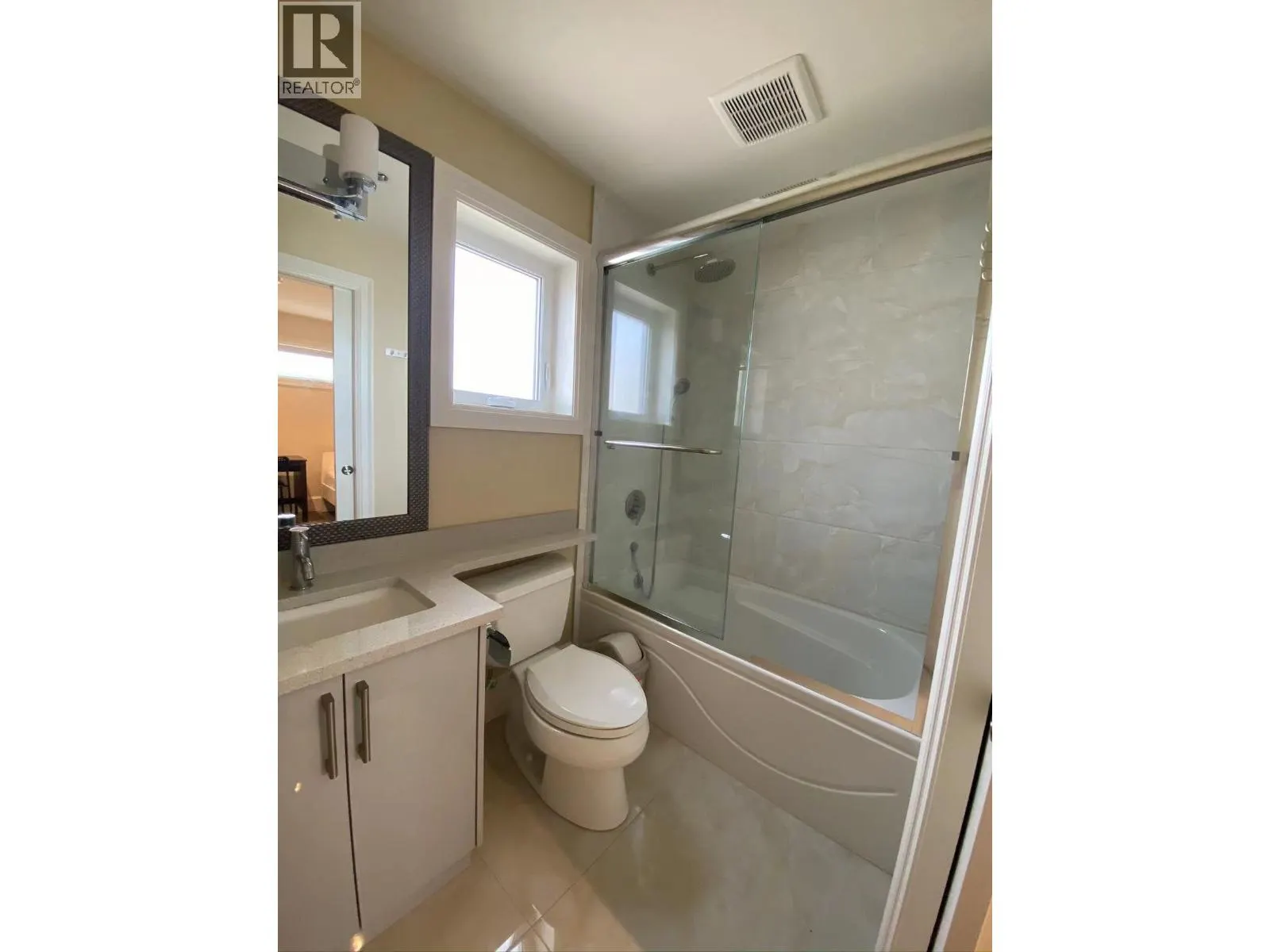 Laneway House-5x E 51TH AVENUE