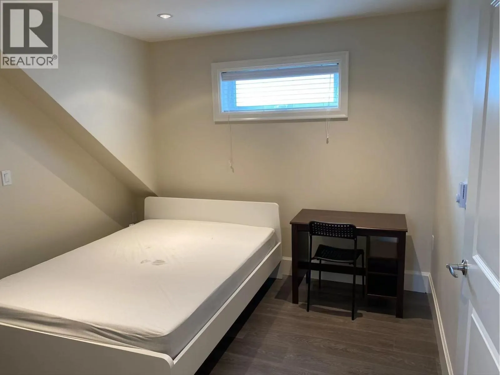 Laneway House-5x E 51TH AVENUE