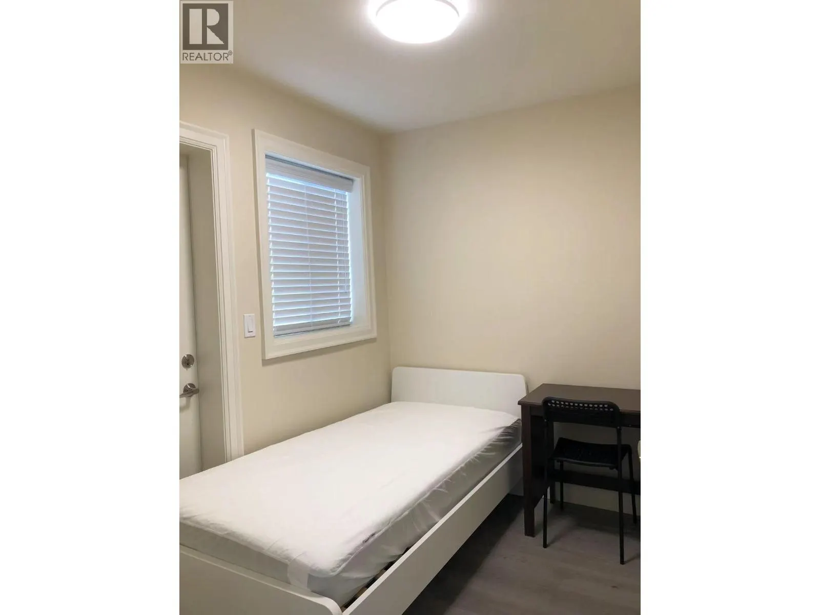 Laneway House-5x E 51TH AVENUE