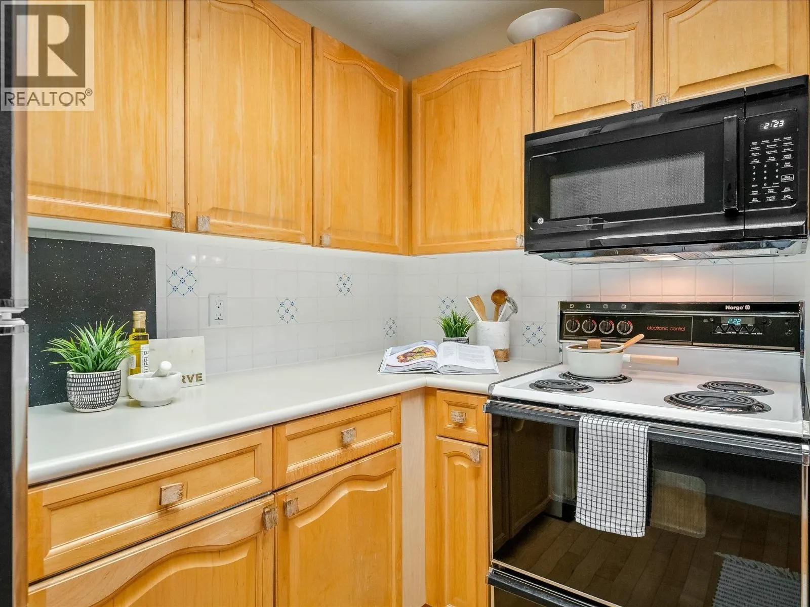 31 4636 BLACKCOMB WAY