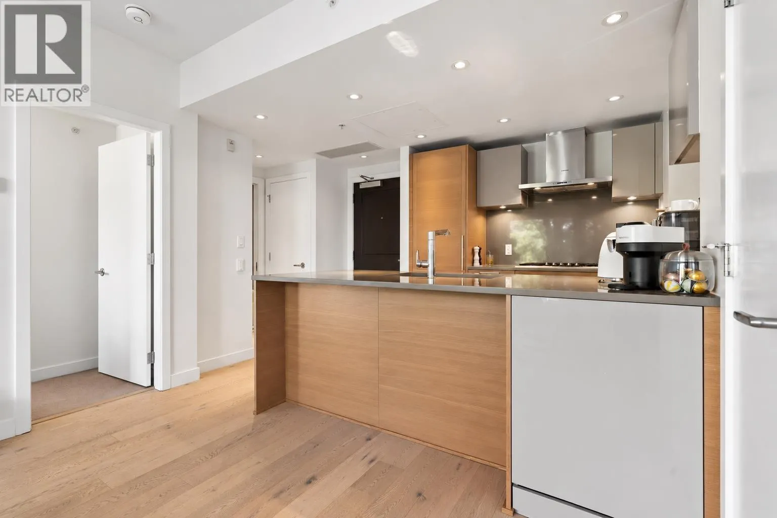 310 1515 ATLAS LANE