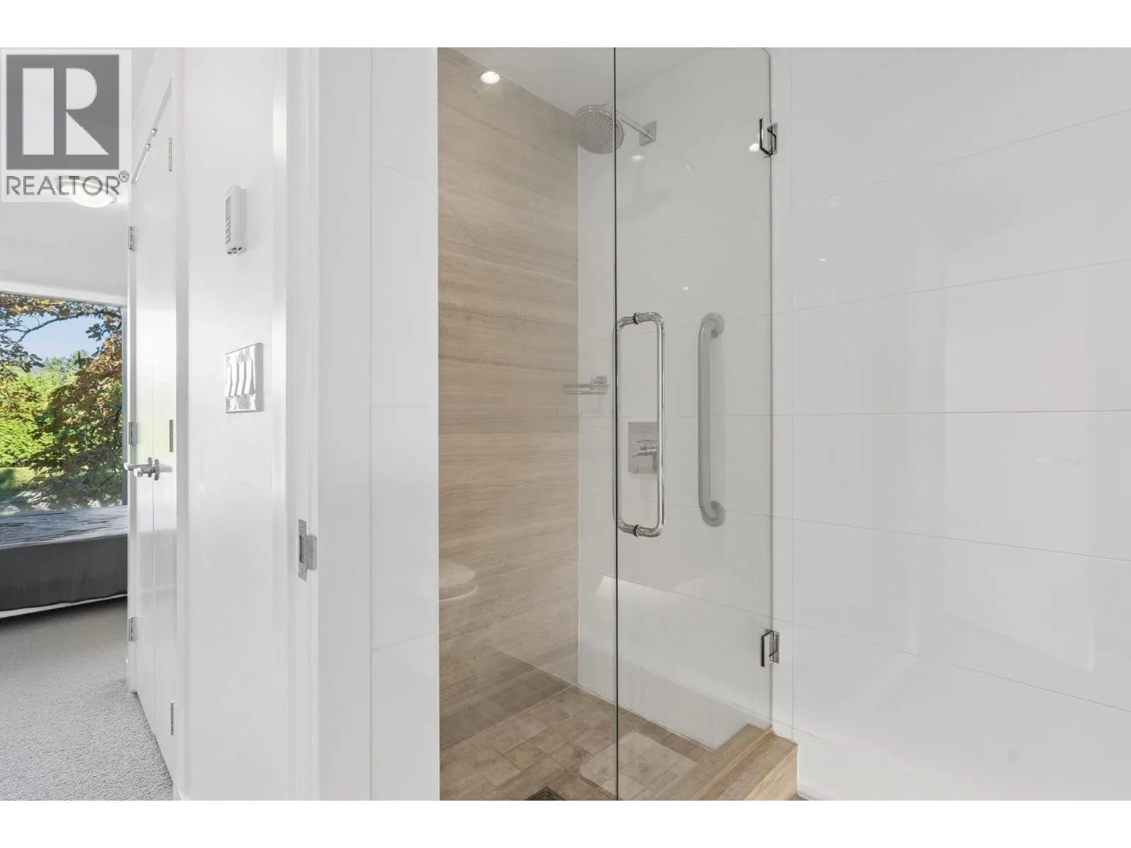 310 1515 ATLAS LANE