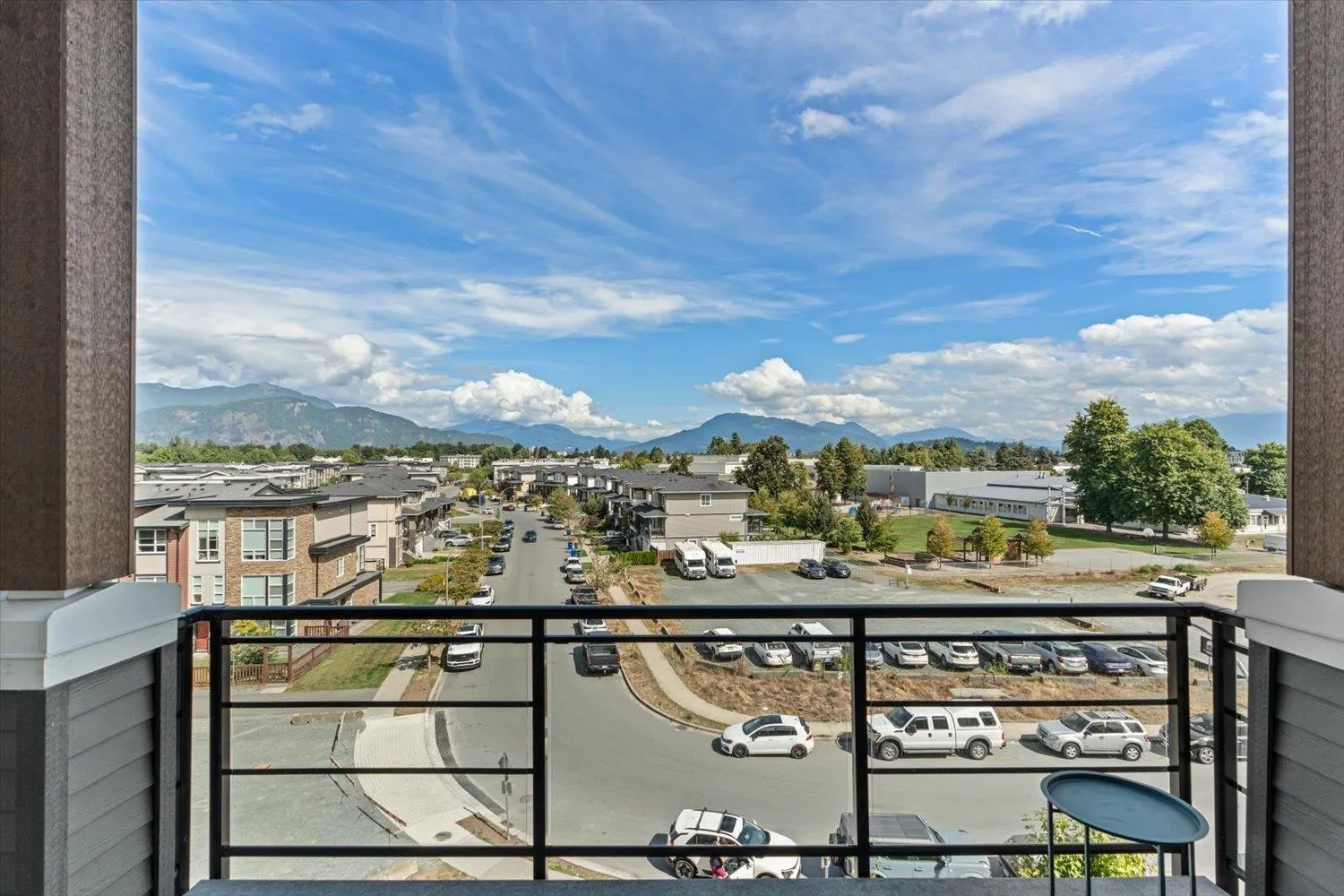 501 45562 AIRPORT ROAD|Chilliwack Proper South