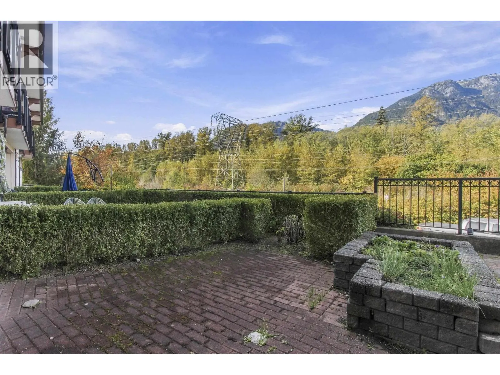 113 41105 TANTALUS ROAD