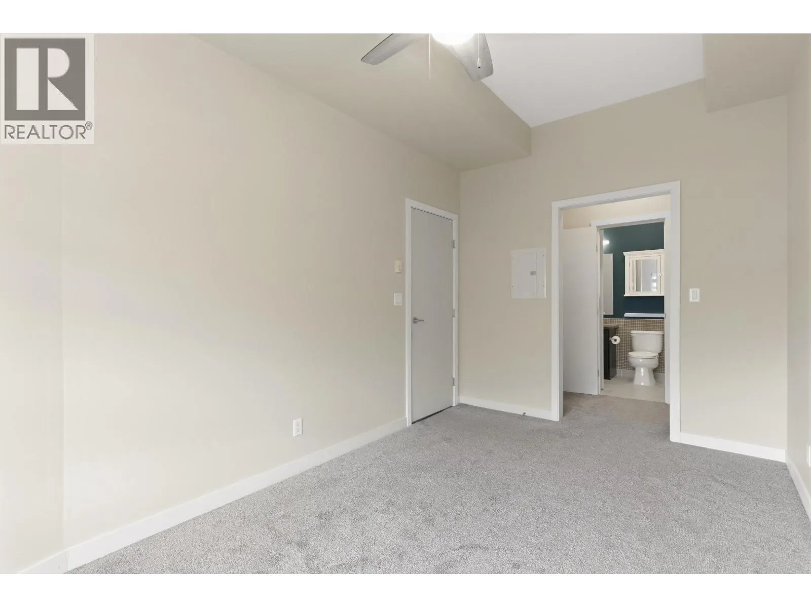 113 41105 TANTALUS ROAD