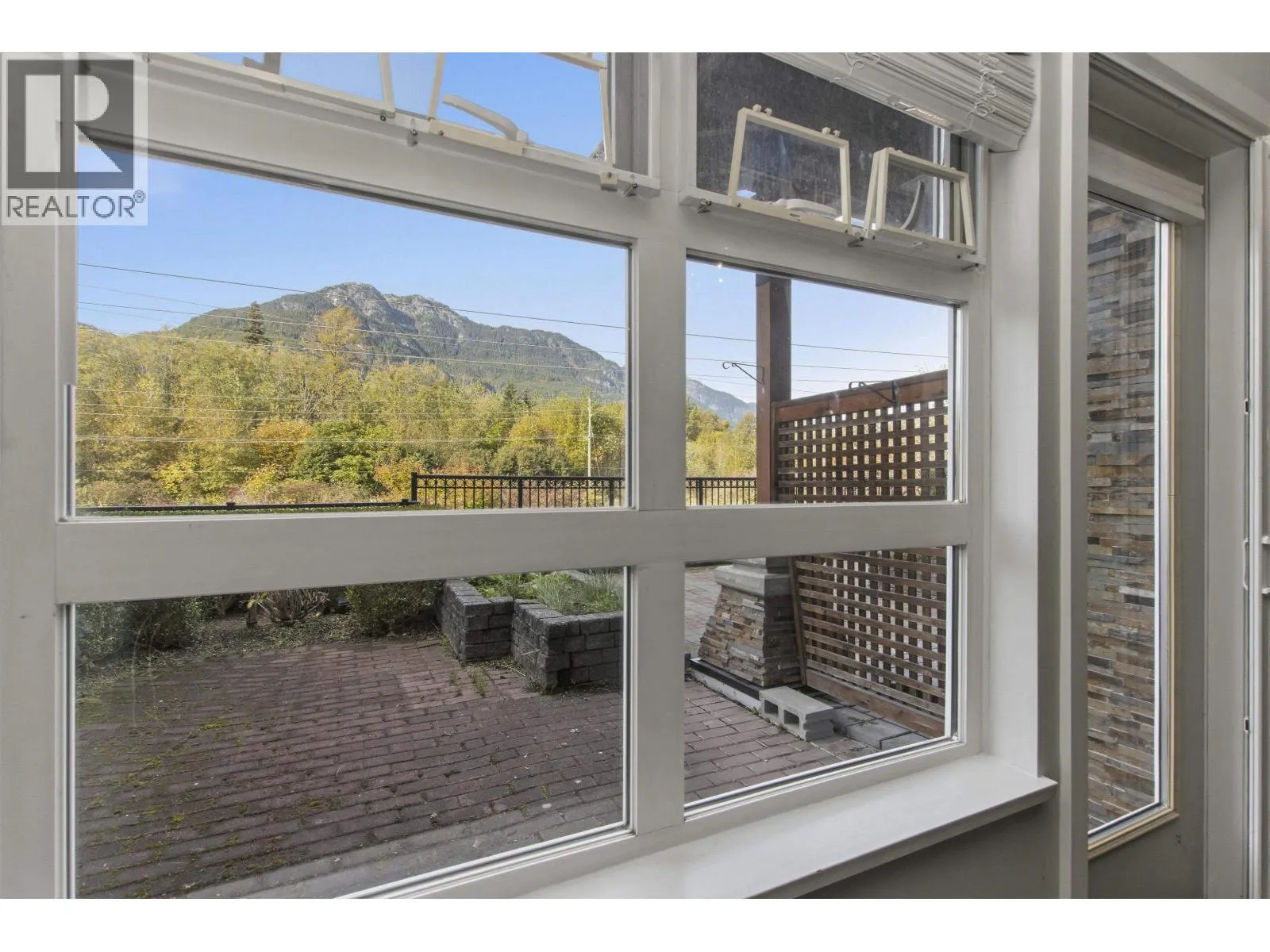113 41105 TANTALUS ROAD