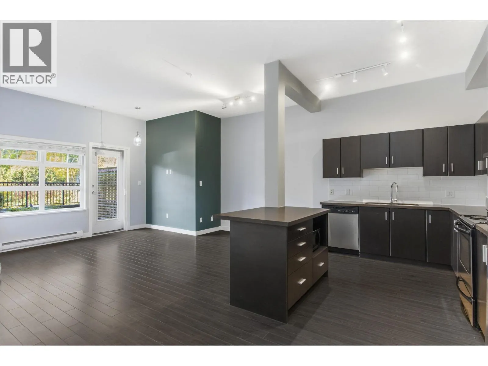 113 41105 TANTALUS ROAD