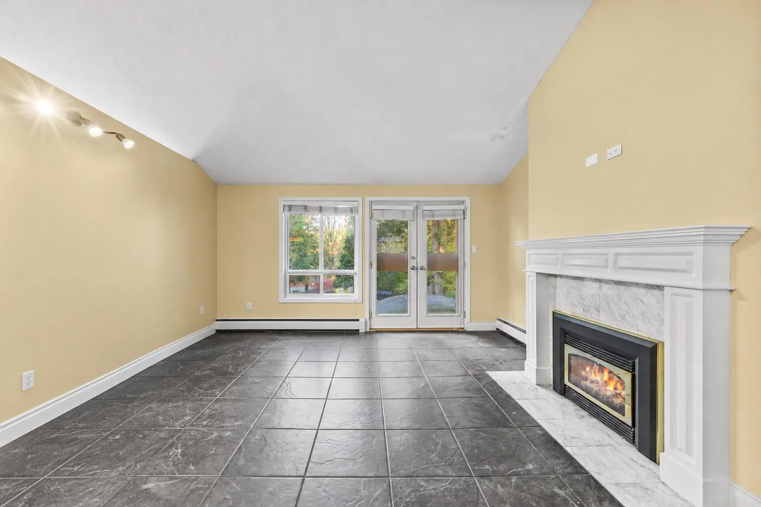13284 CRESCENT ROAD