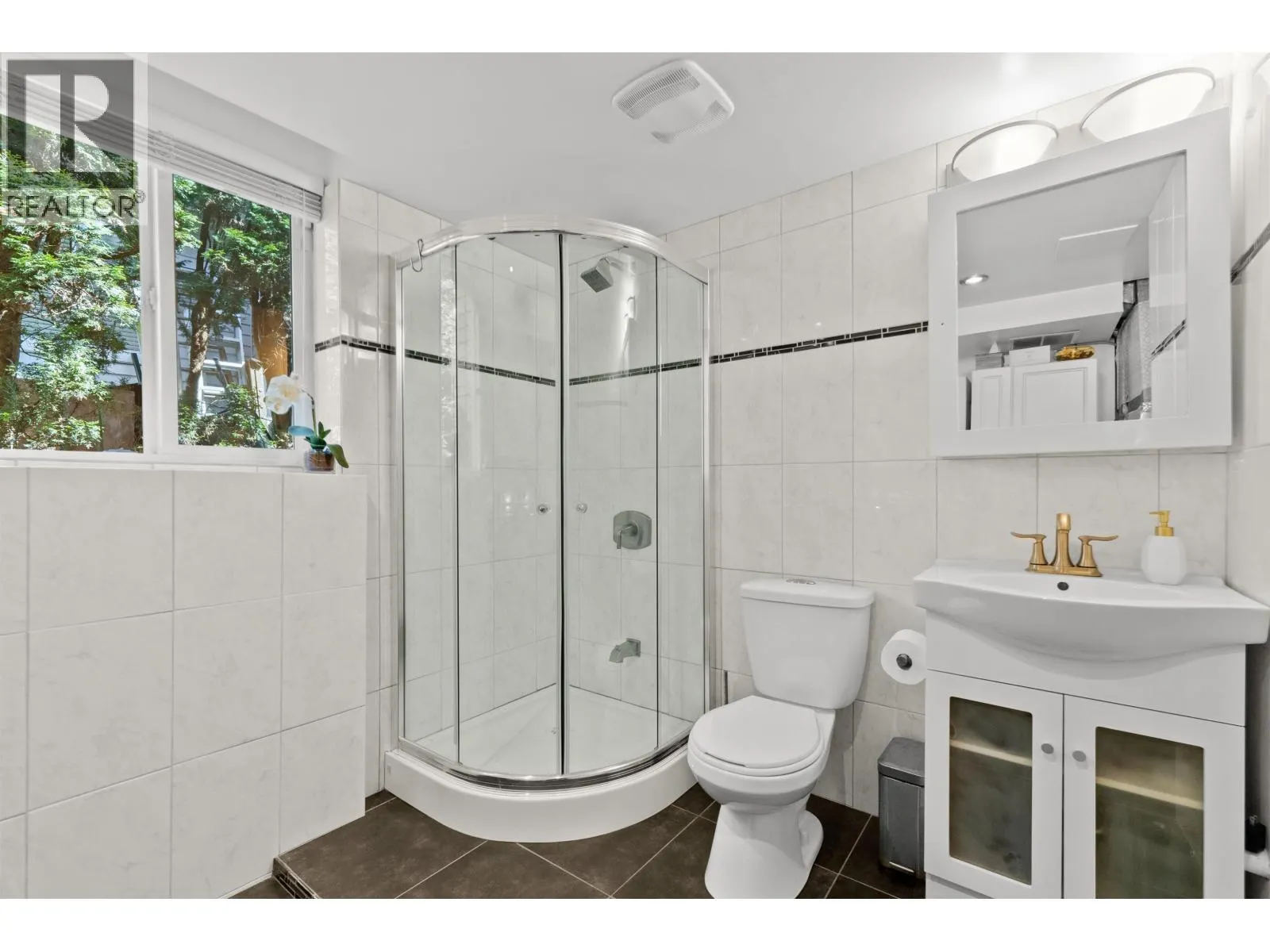 3336 MANNING CRESCENT