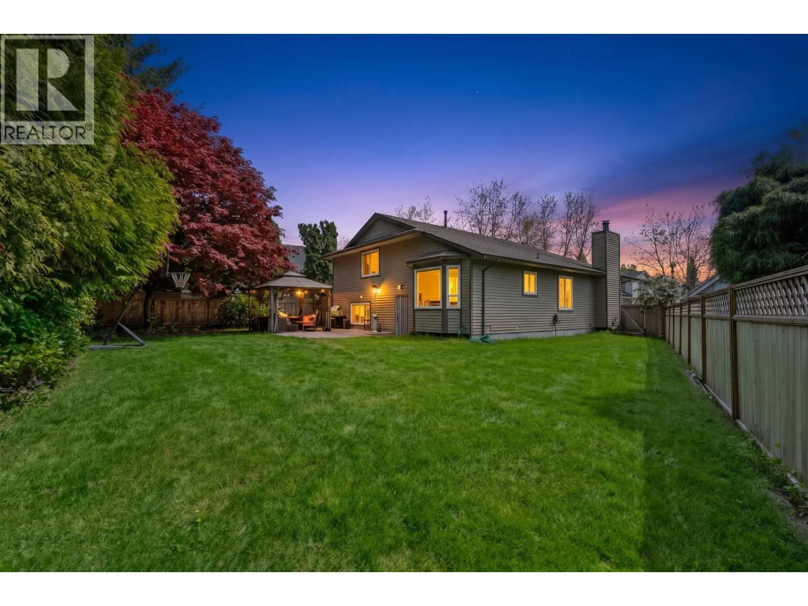 3336 MANNING CRESCENT