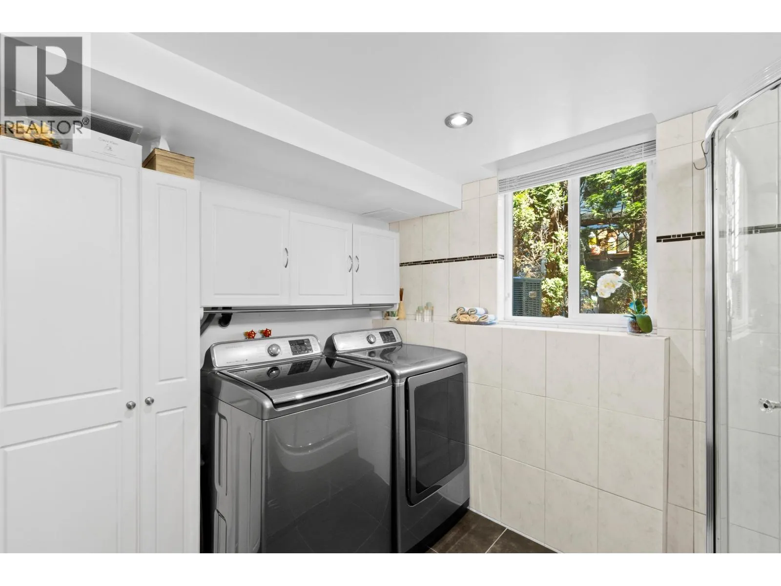 3336 MANNING CRESCENT
