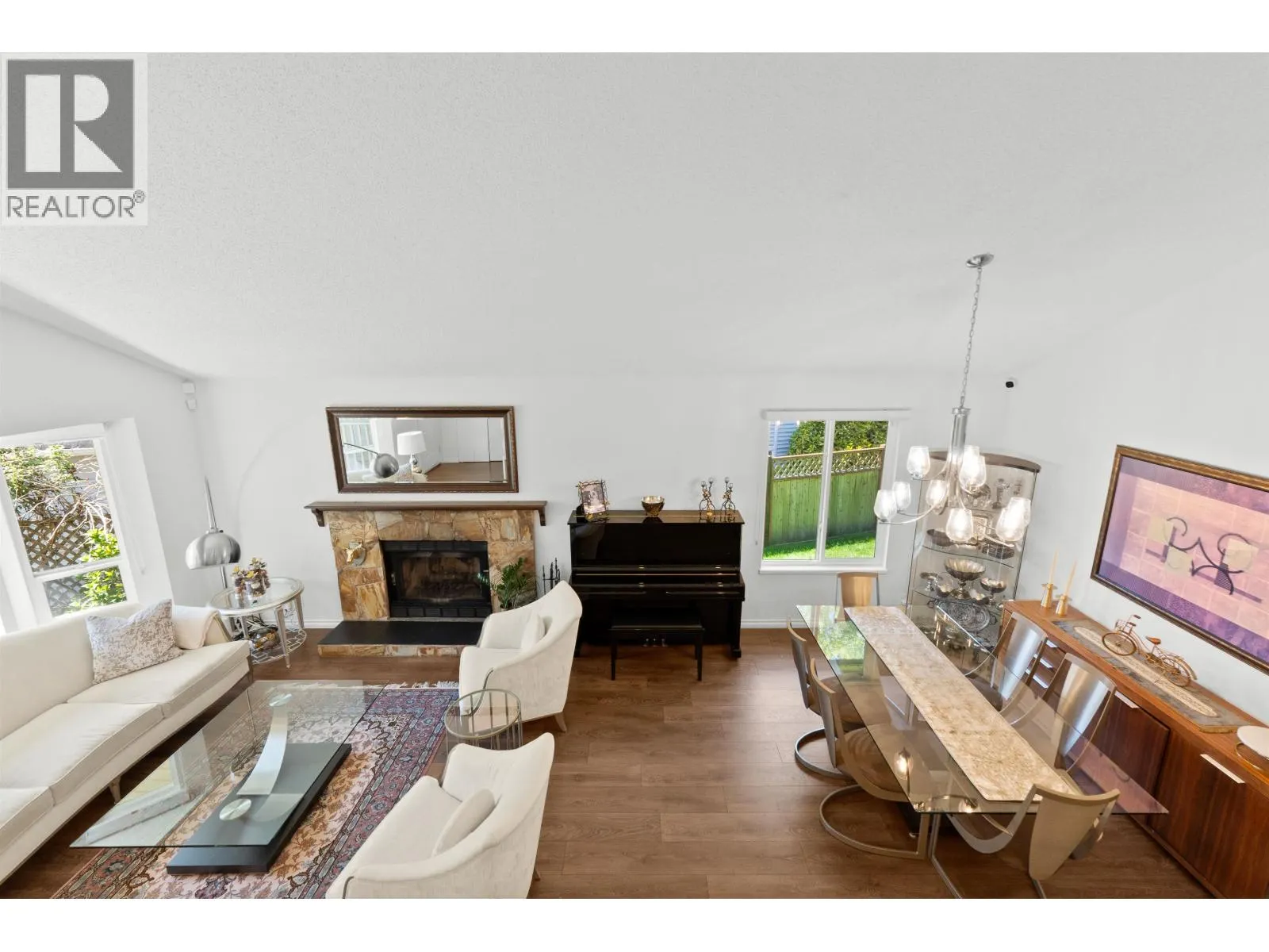 3336 MANNING CRESCENT