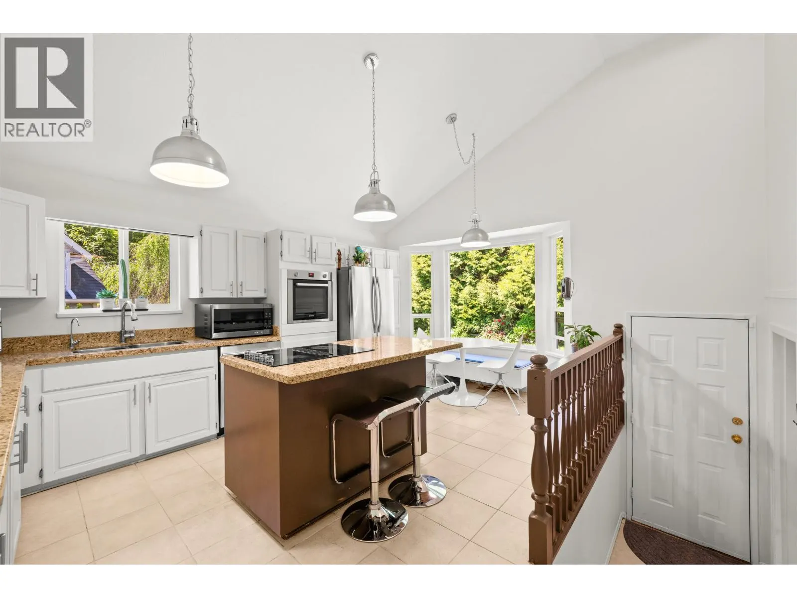 3336 MANNING CRESCENT