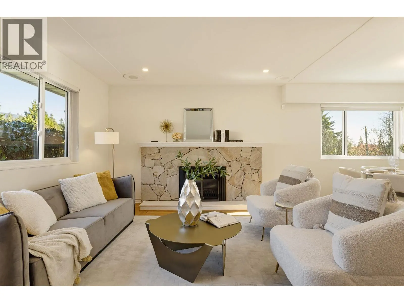 2007 FLORALYNN CRESCENT