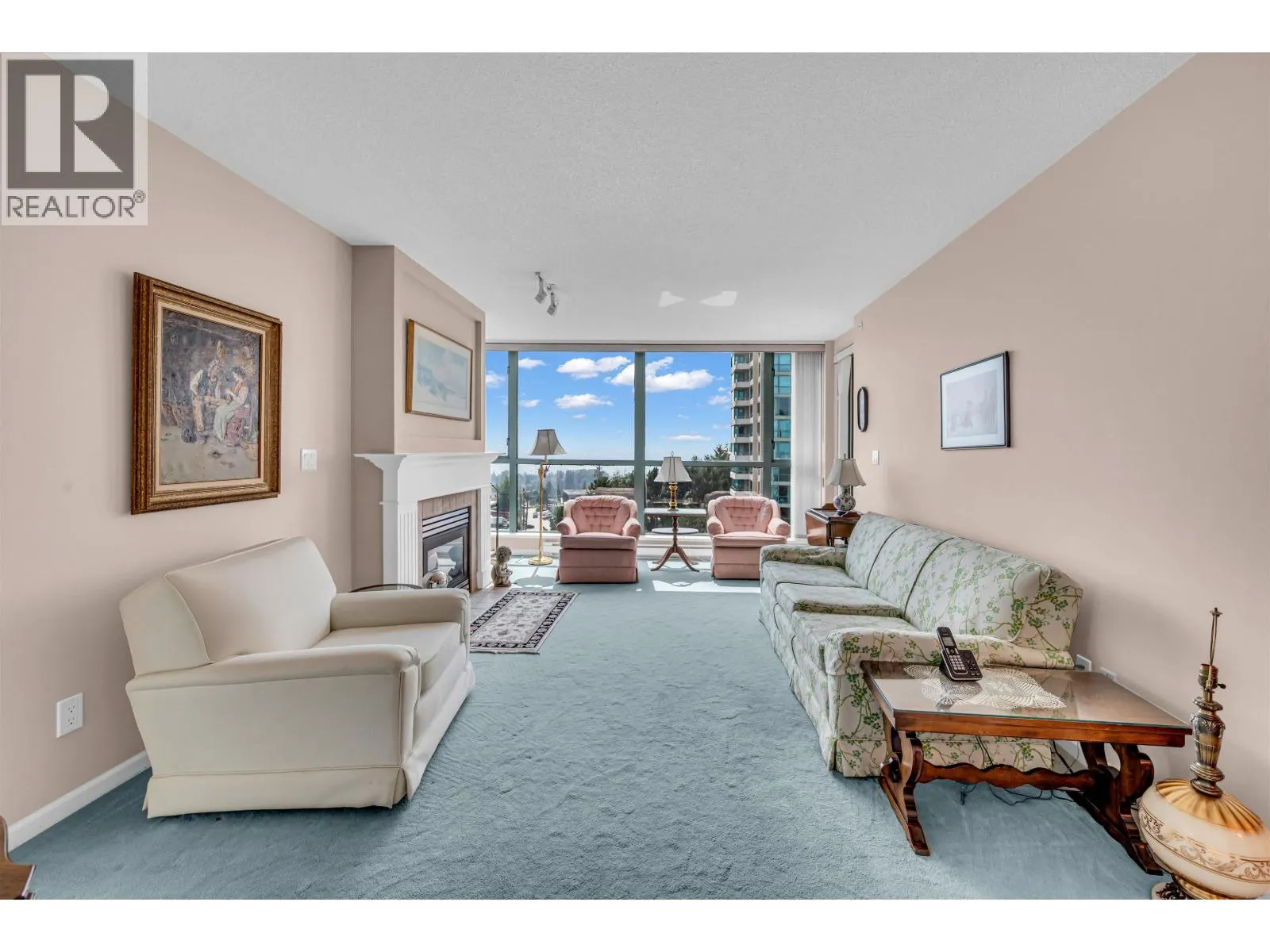 803 6611 SOUTHOAKS CRESCENT
