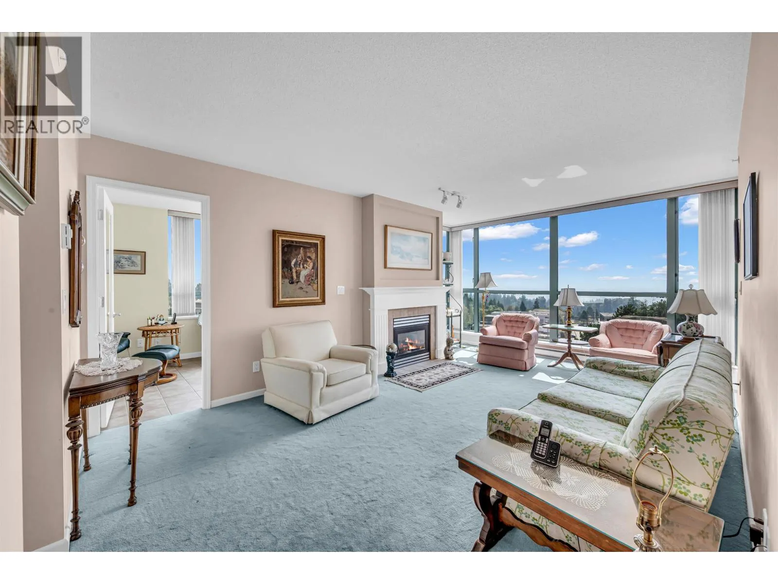 803 6611 SOUTHOAKS CRESCENT