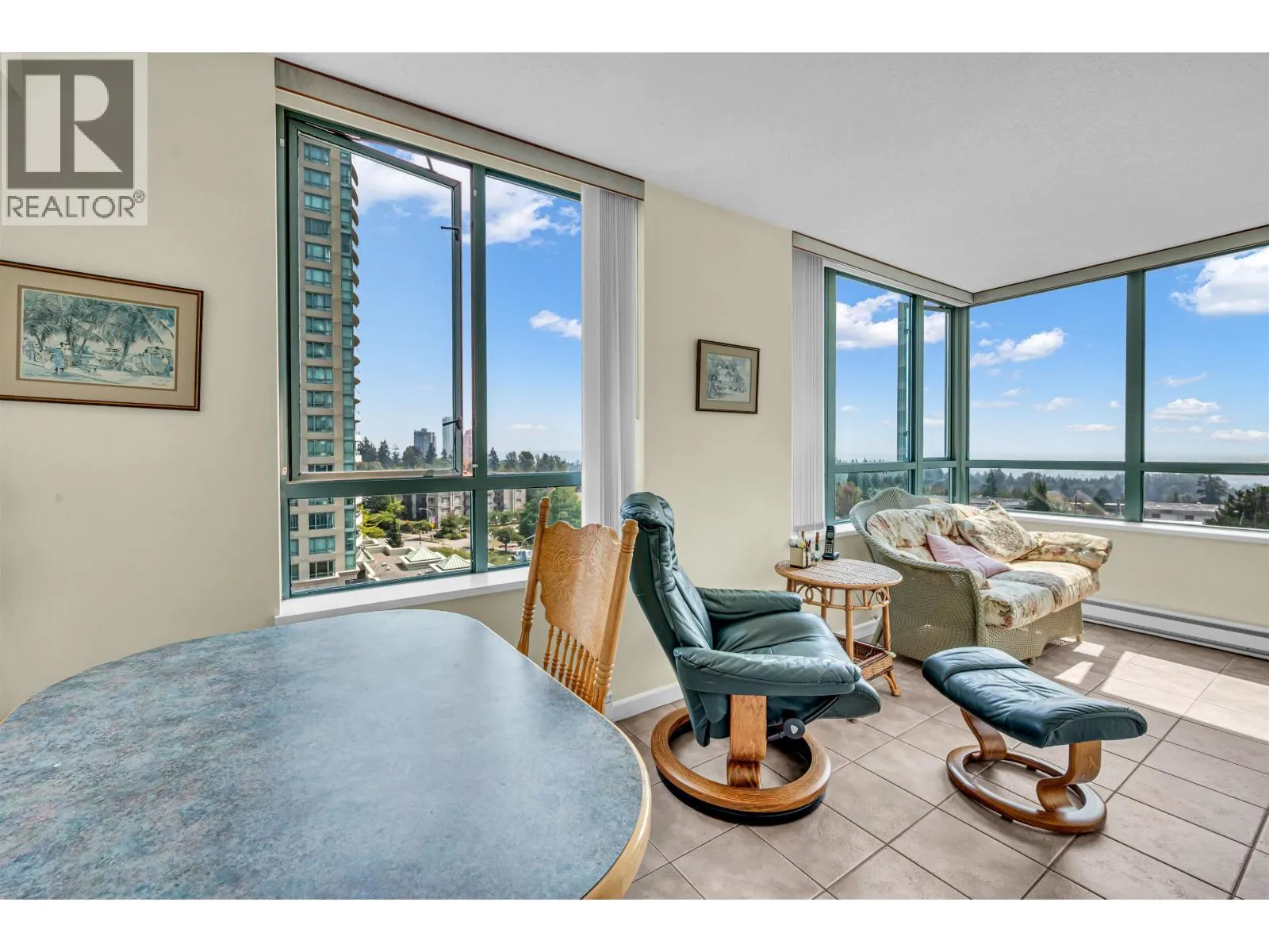 803 6611 SOUTHOAKS CRESCENT