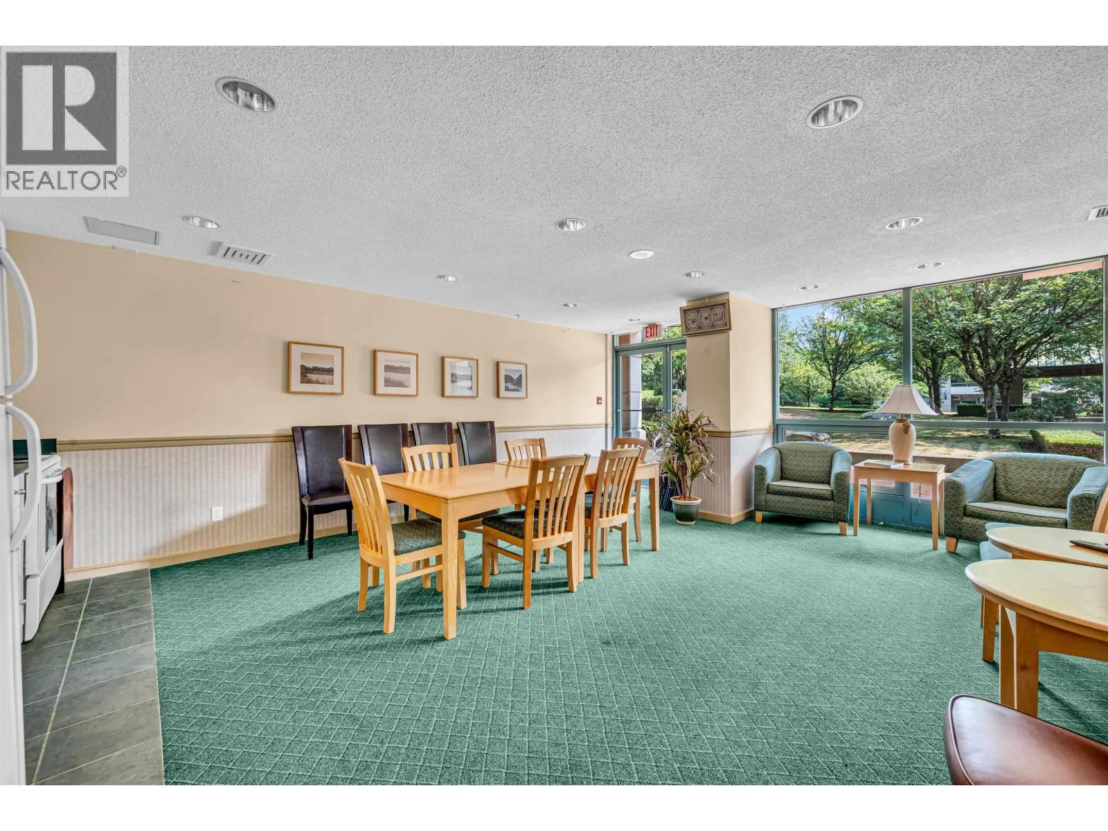803 6611 SOUTHOAKS CRESCENT