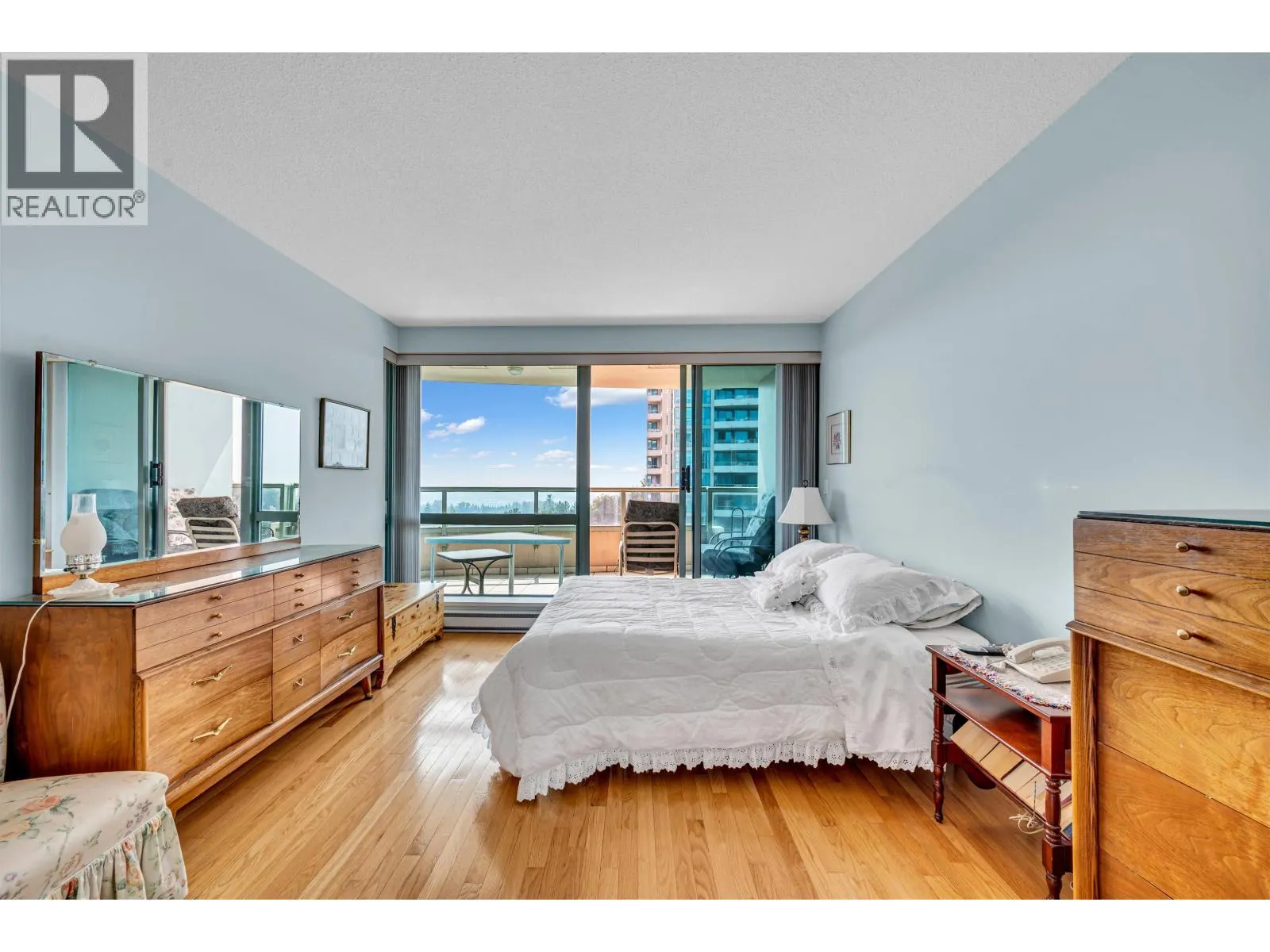 803 6611 SOUTHOAKS CRESCENT