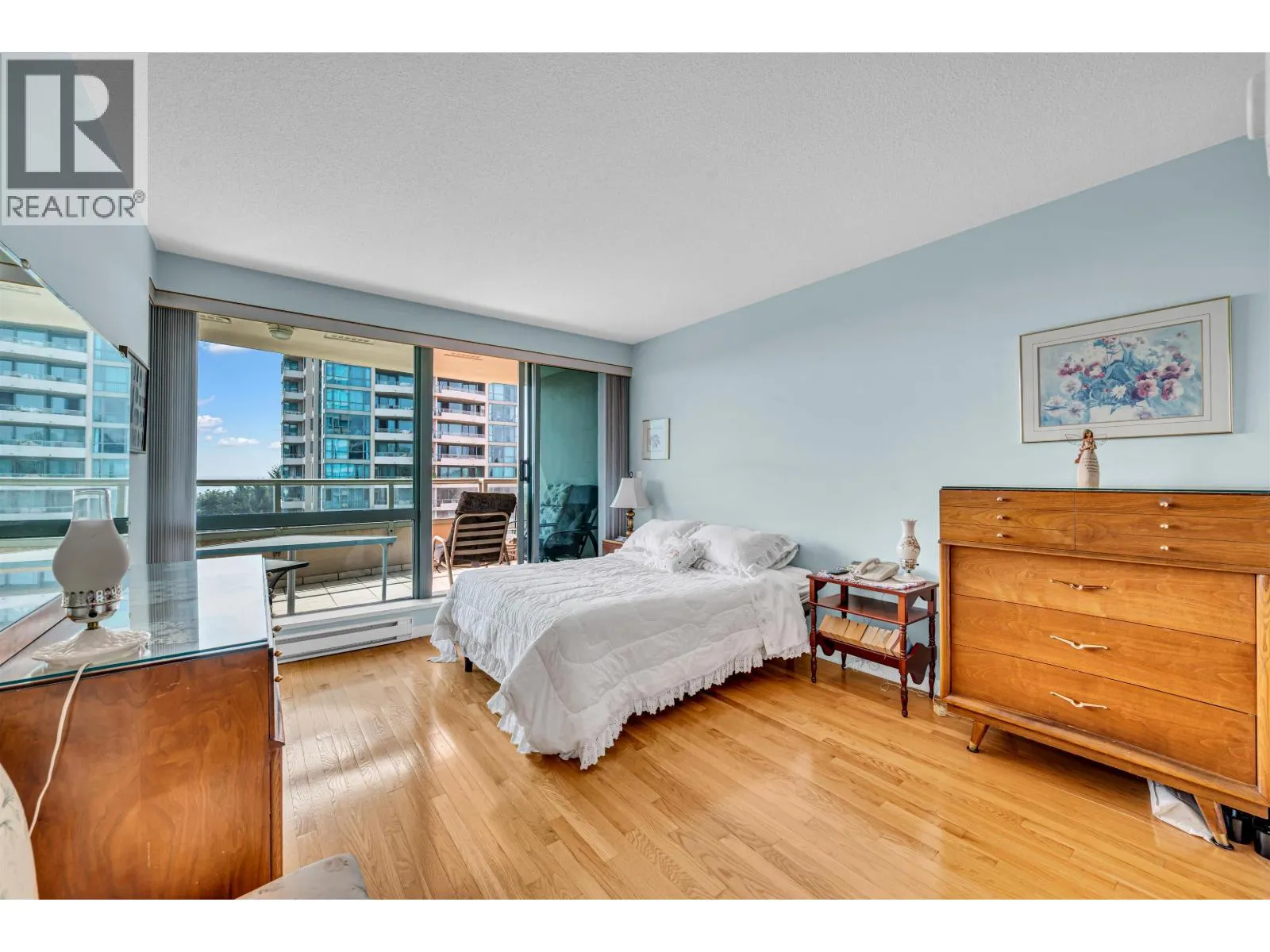 803 6611 SOUTHOAKS CRESCENT