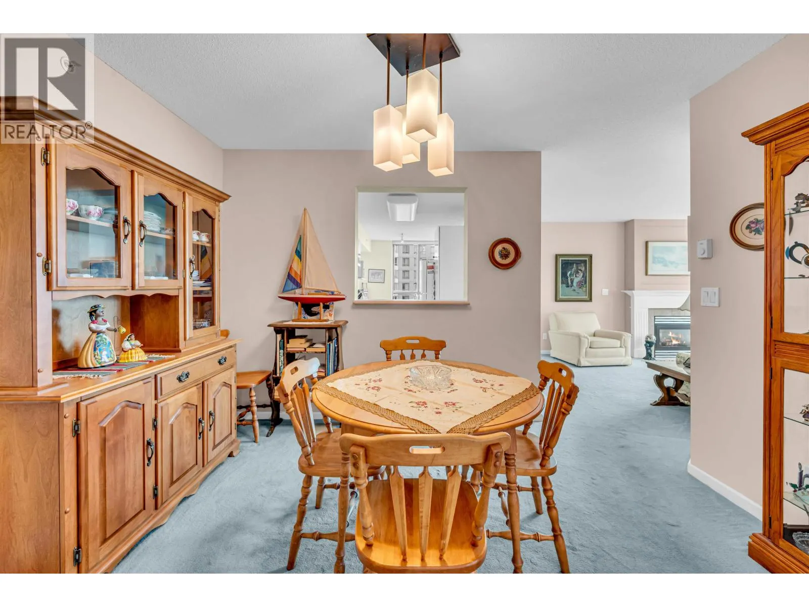 803 6611 SOUTHOAKS CRESCENT