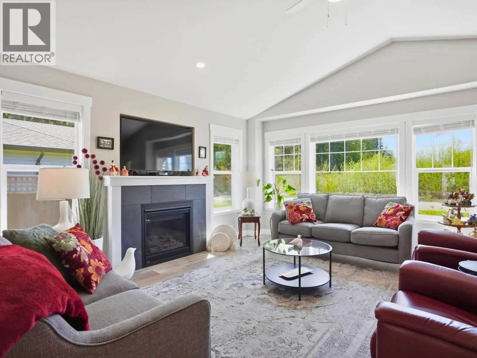 1024 CELIA CRESCENT