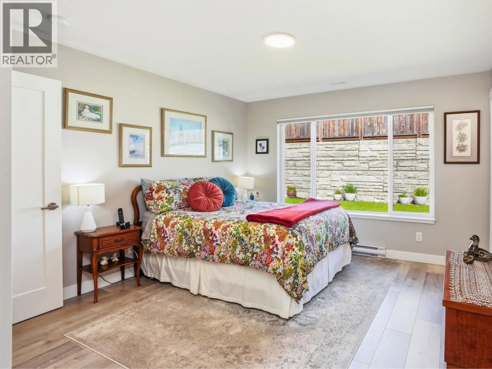 1024 CELIA CRESCENT