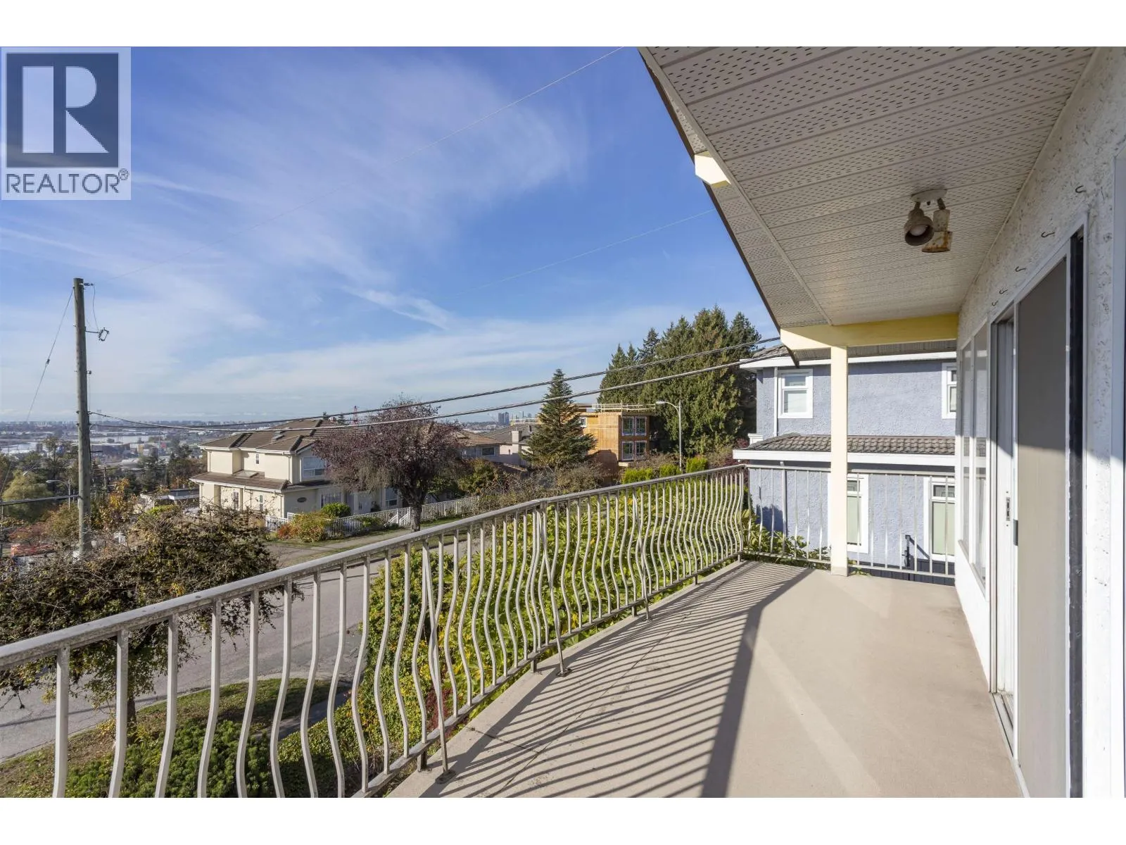 2155 BURQUITLAM DRIVE