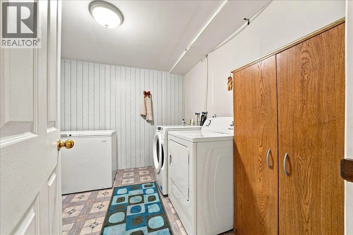428 LEHMAN PLACE