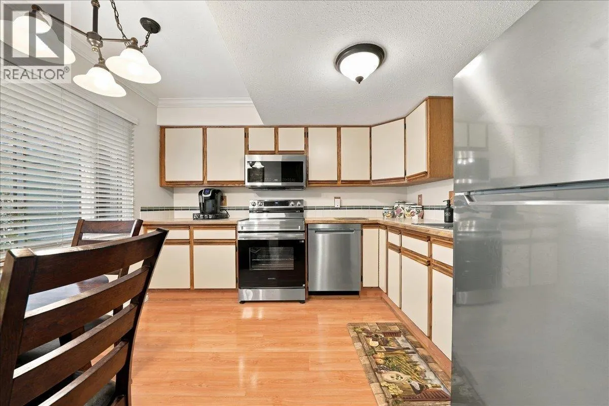 428 LEHMAN PLACE