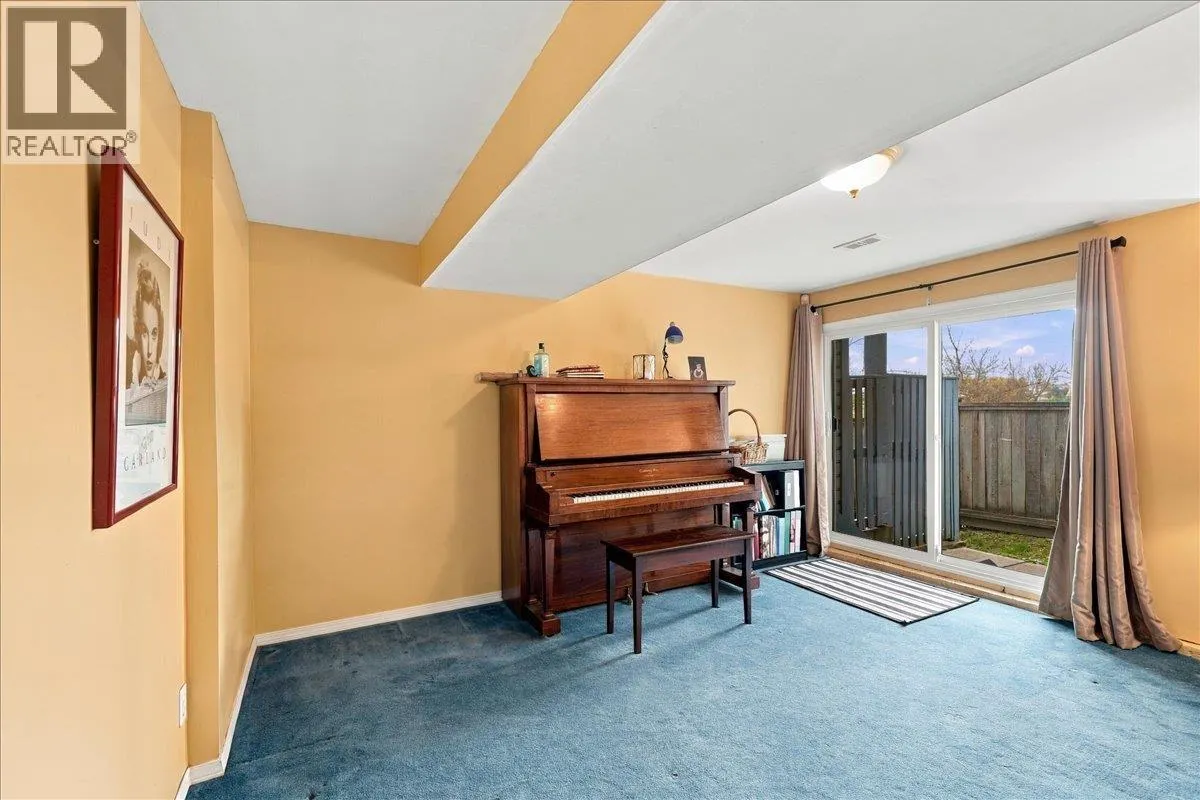 428 LEHMAN PLACE