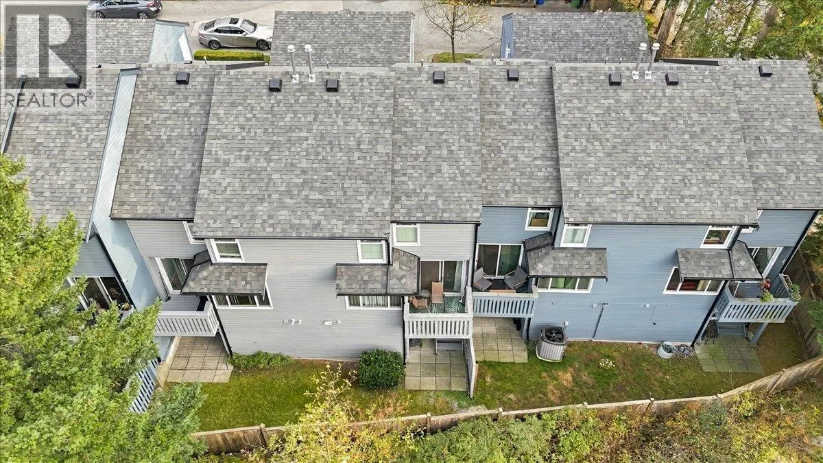 428 LEHMAN PLACE