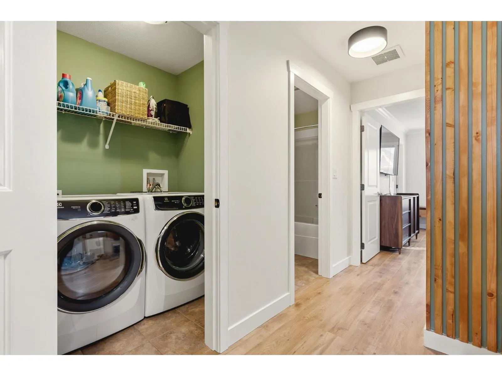 44 5837 SAPPERS WAY|Garrison Crossing
