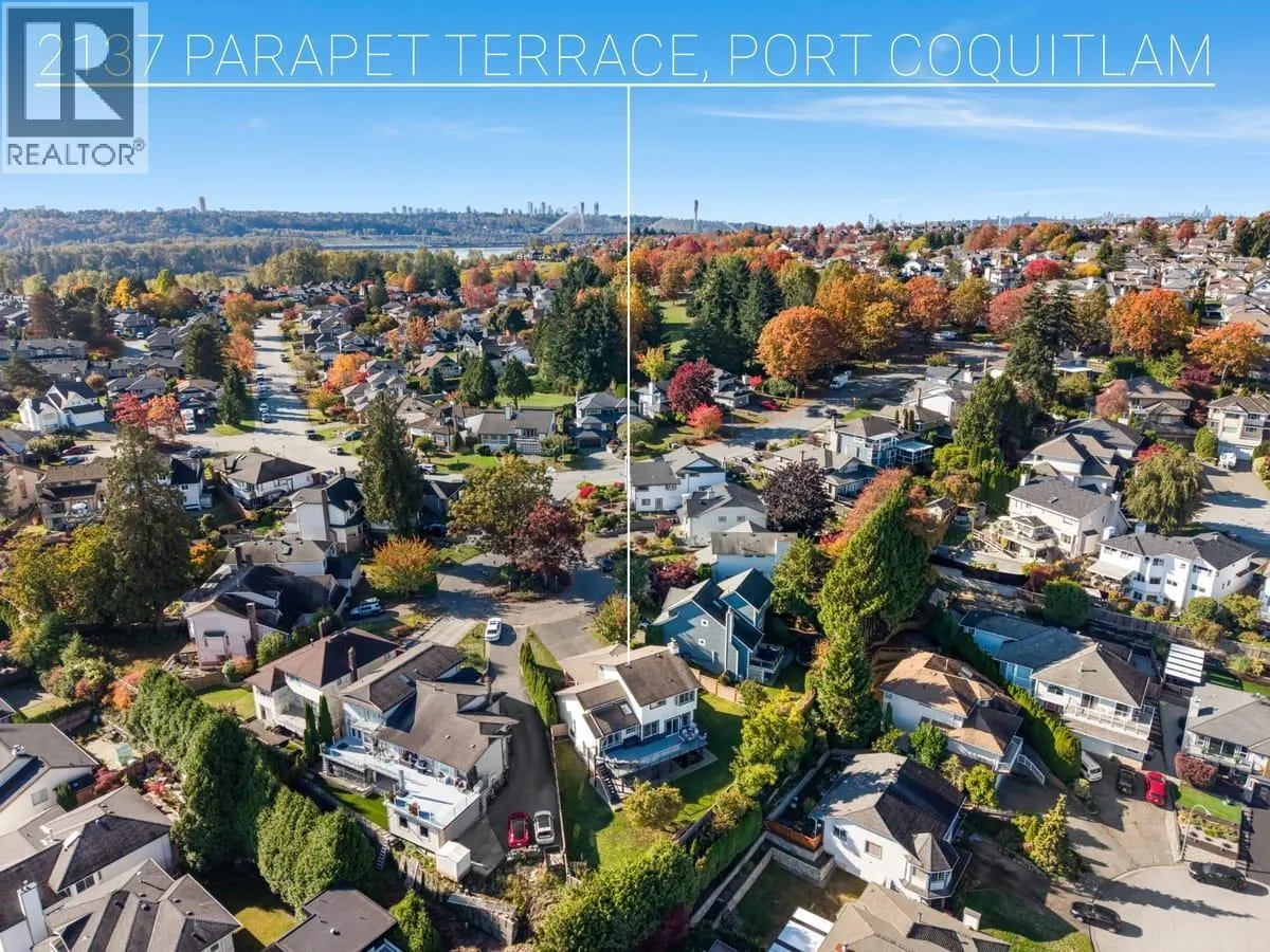 2137 PARAPET TERRACE