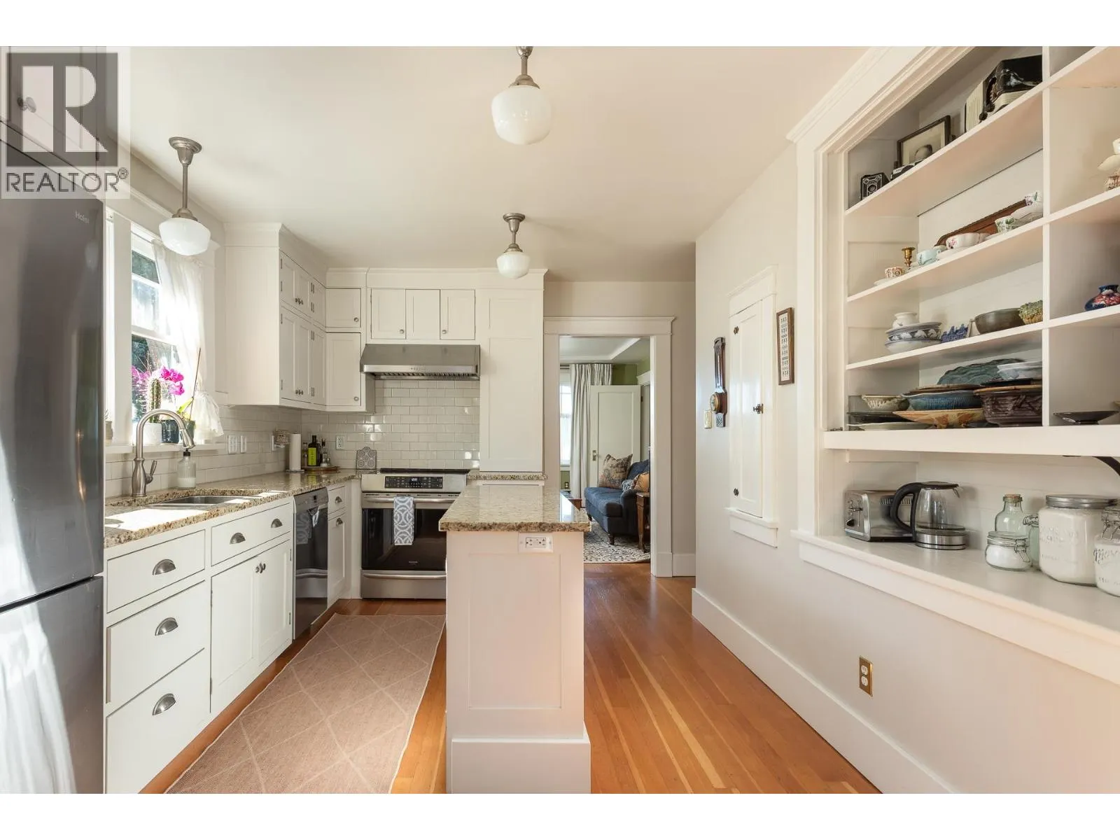 309 NINTH STREET