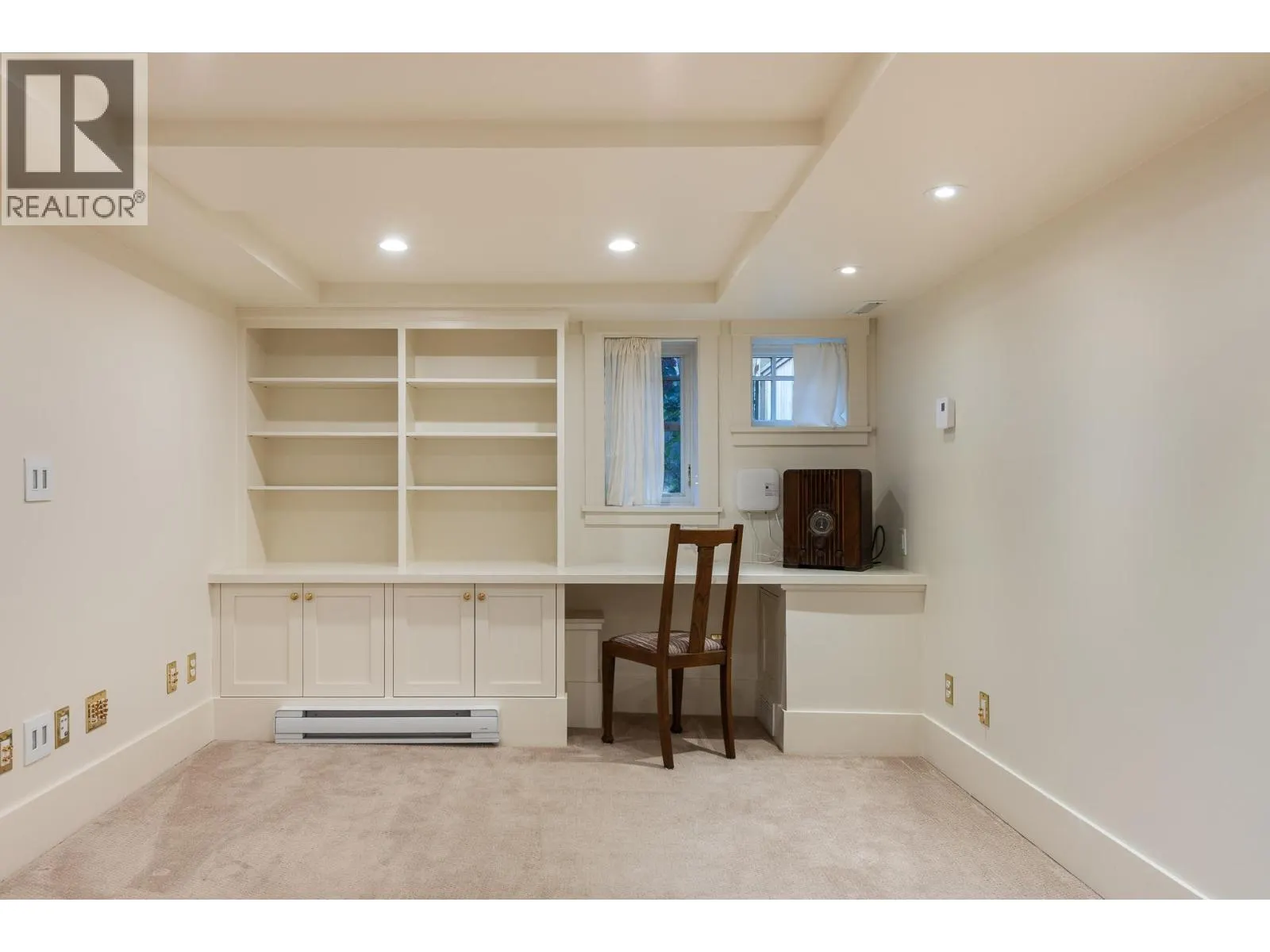 309 NINTH STREET
