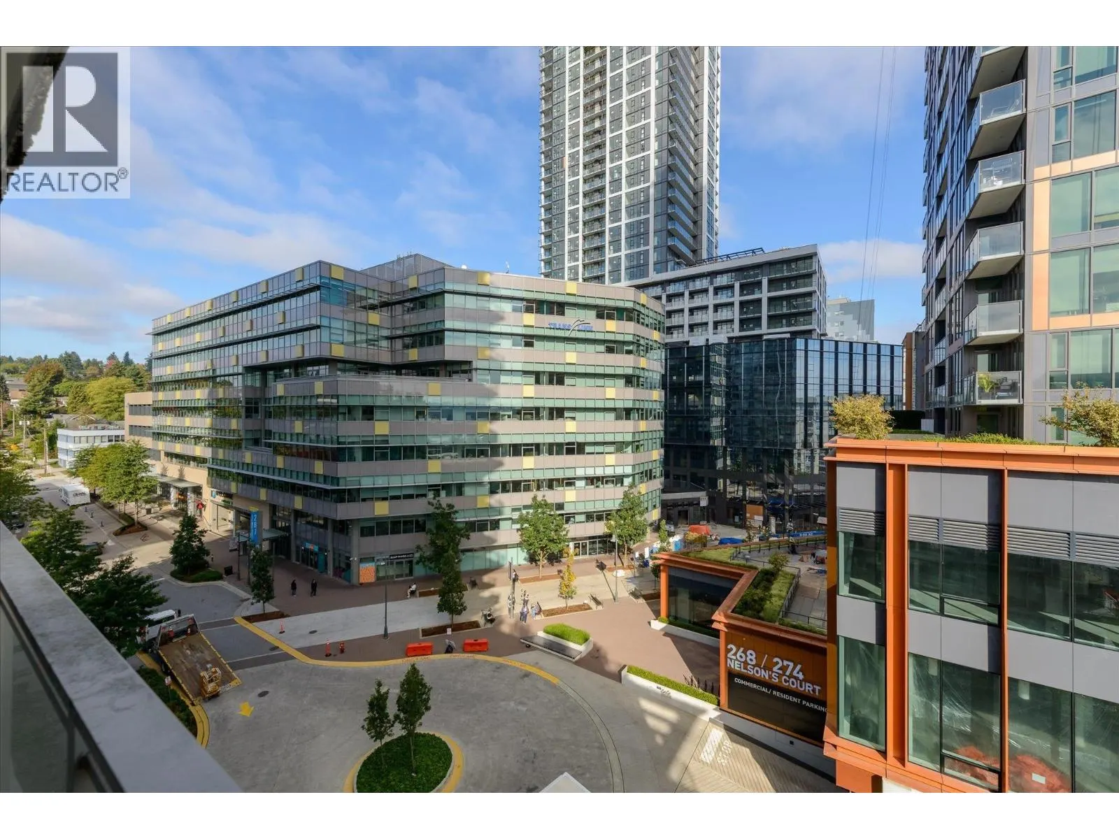 708 258 NELSON'S COURT