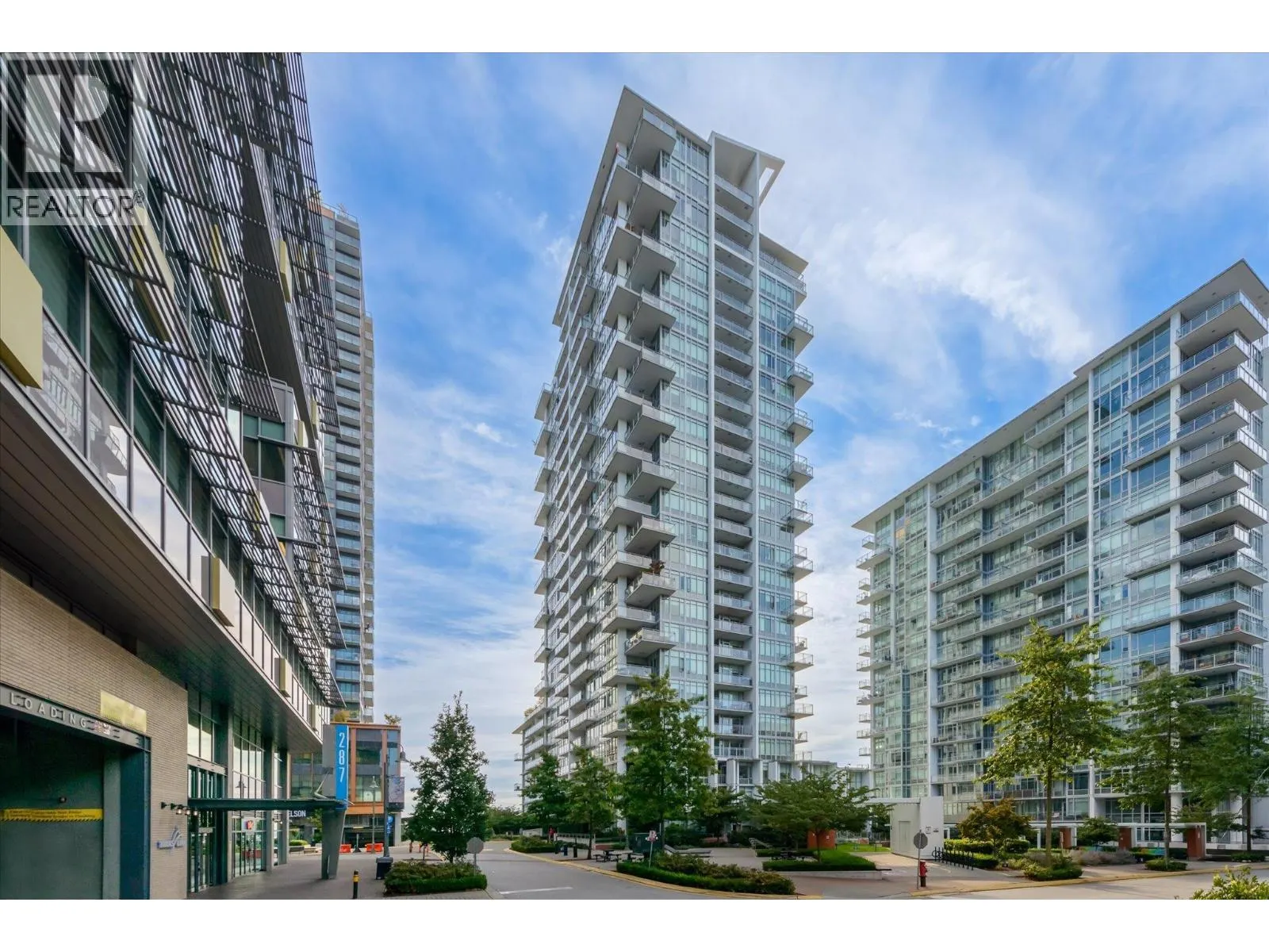 708 258 NELSON'S COURT