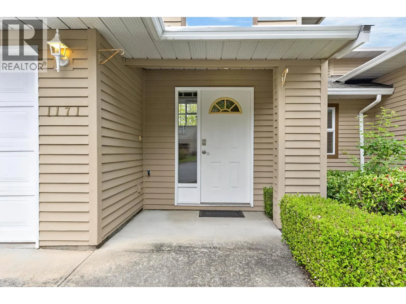 1171 O'FLAHERTY GATE