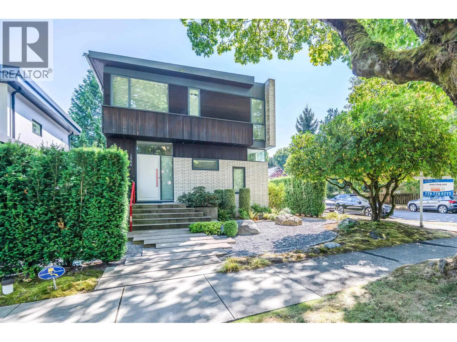 2996 W 11TH AVENUE