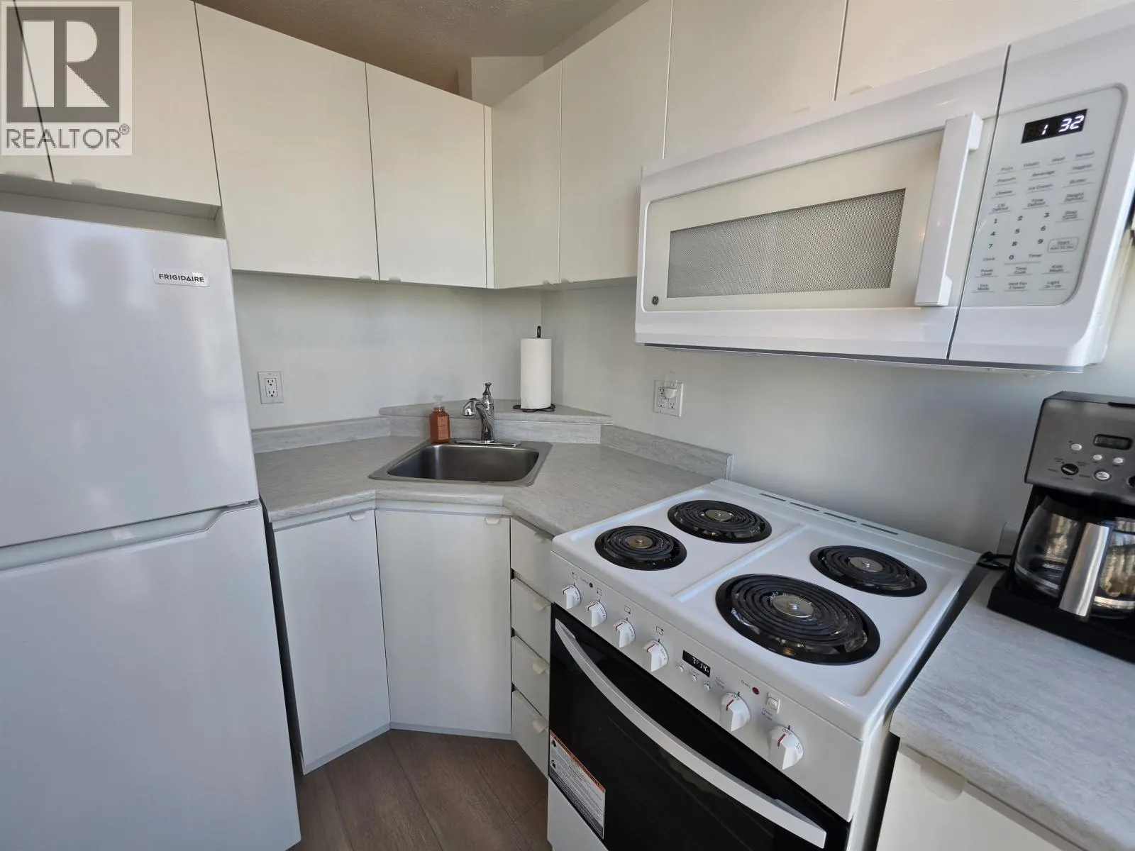 1902 1188 RICHARDS STREET