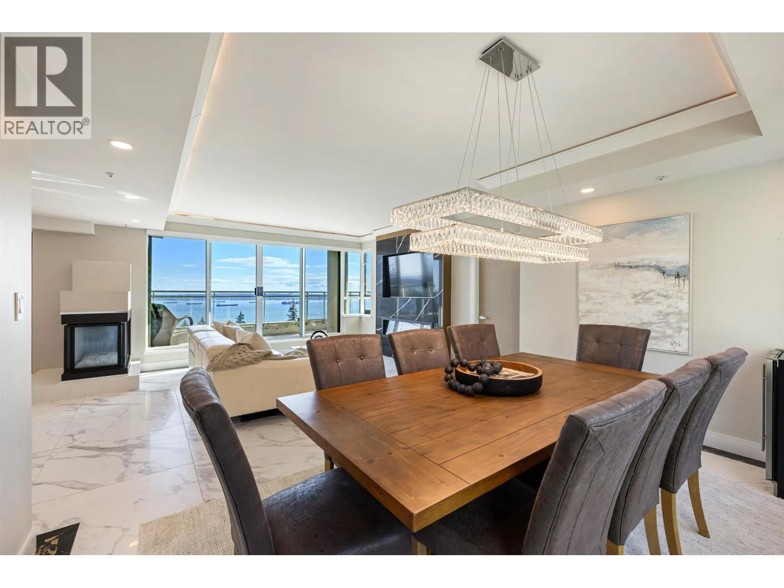 701 3105 DEER RIDGE DRIVE