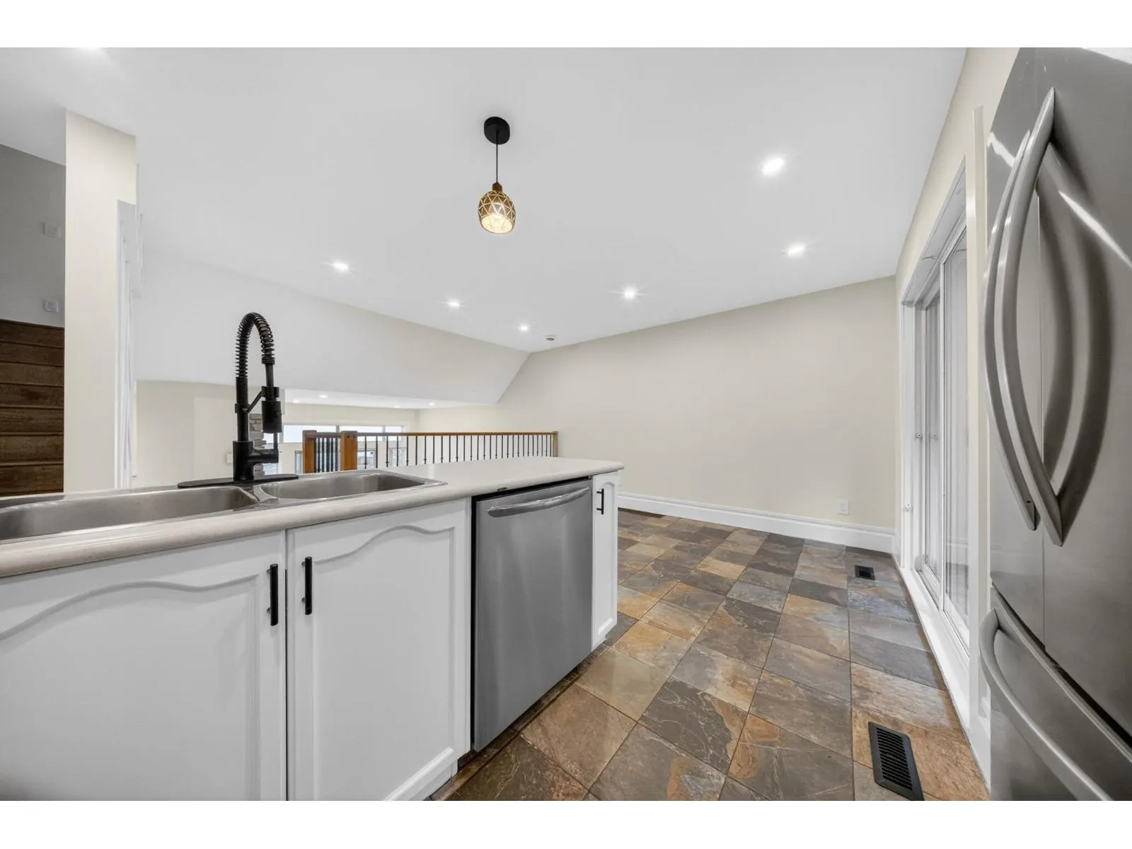 1503 5260 GOLDSPRING PLACE|Promontory
