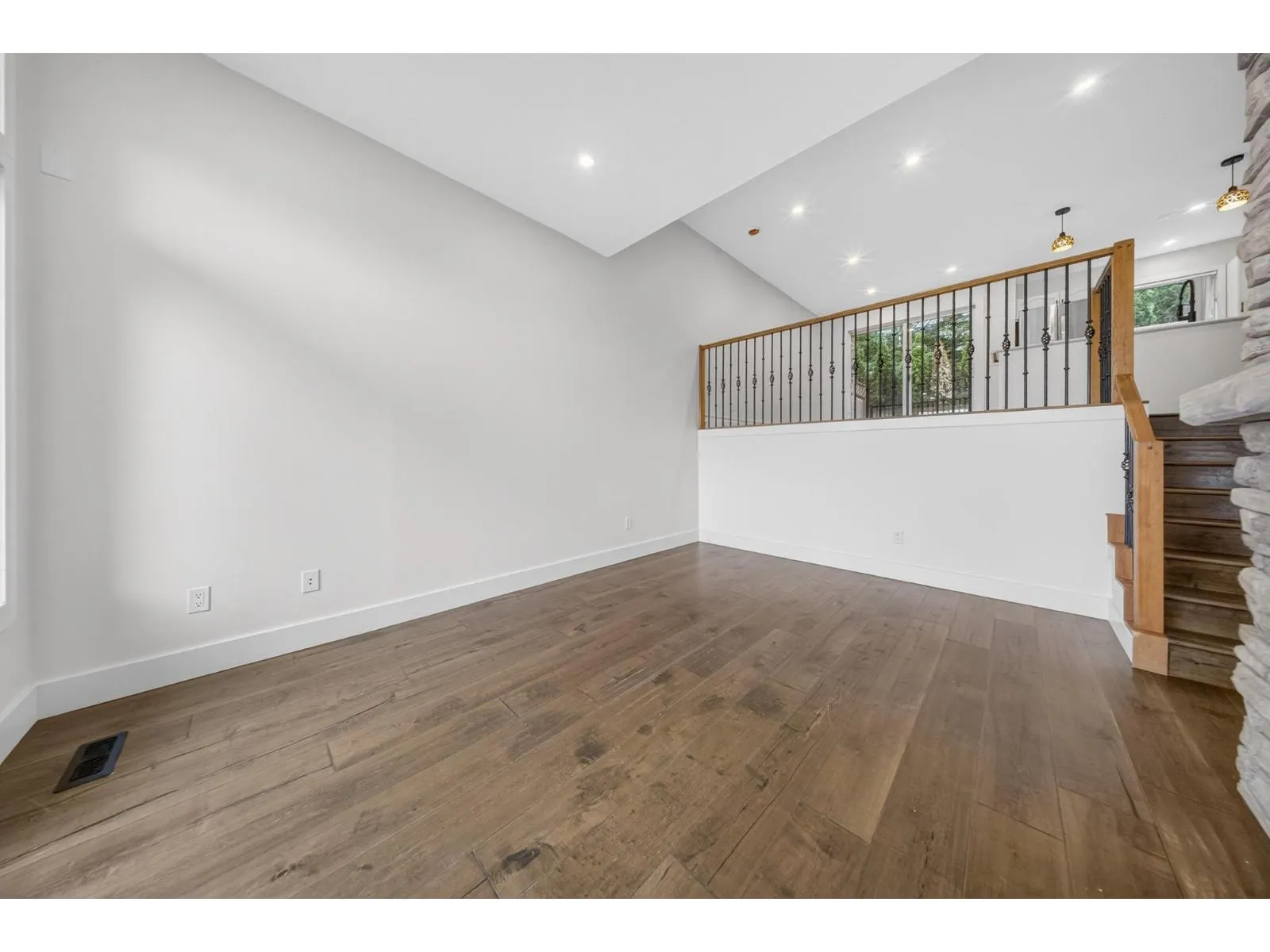 1503 5260 GOLDSPRING PLACE|Promontory
