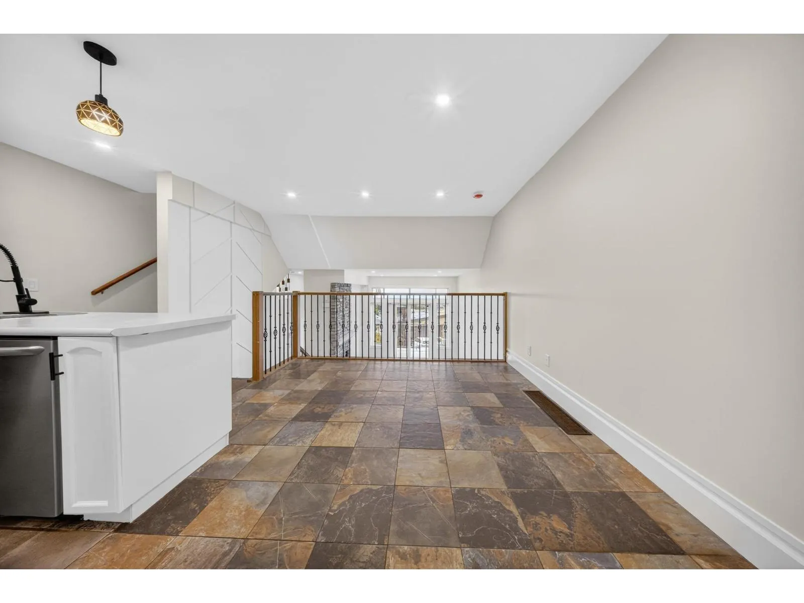 1503 5260 GOLDSPRING PLACE|Promontory