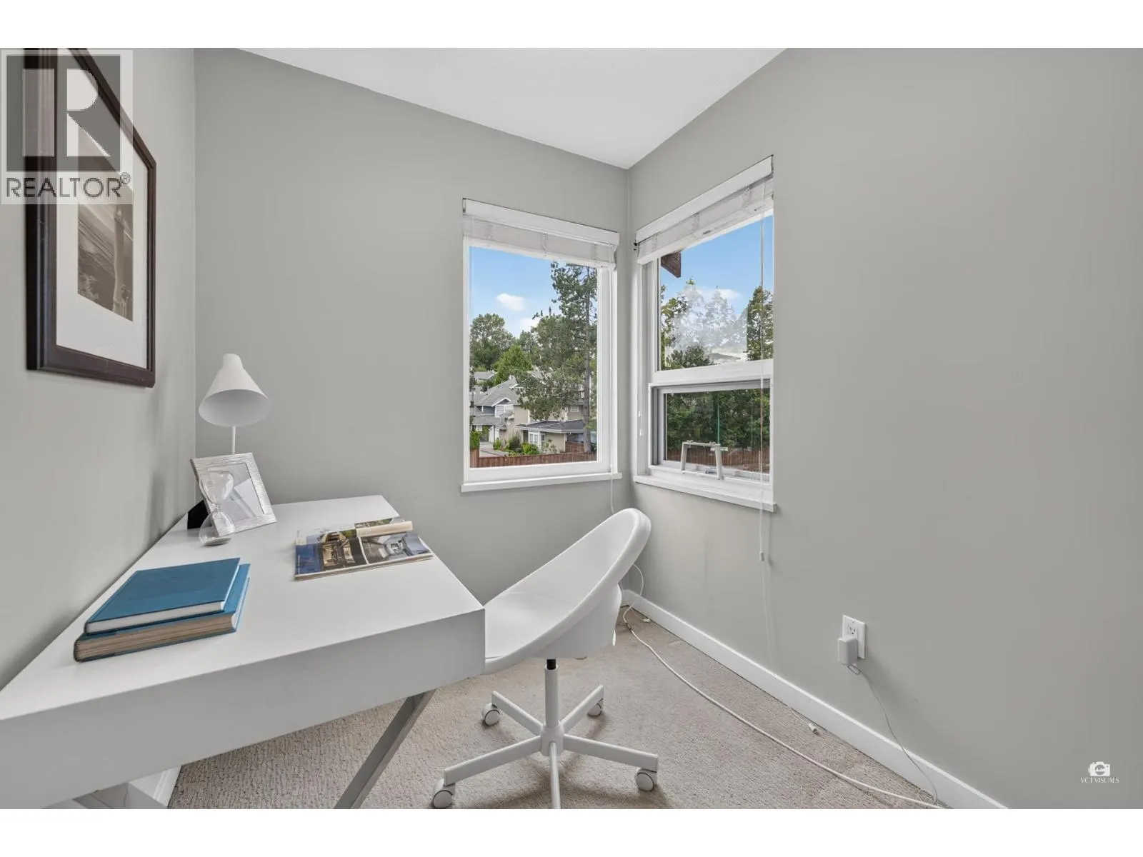 2550 RAVEN COURT