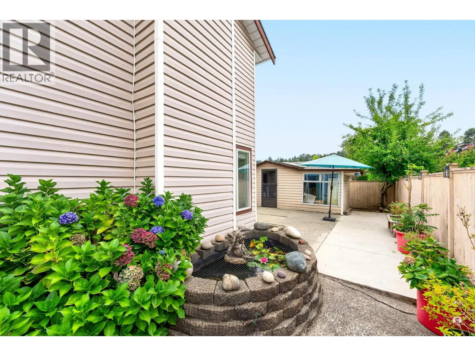 2550 RAVEN COURT