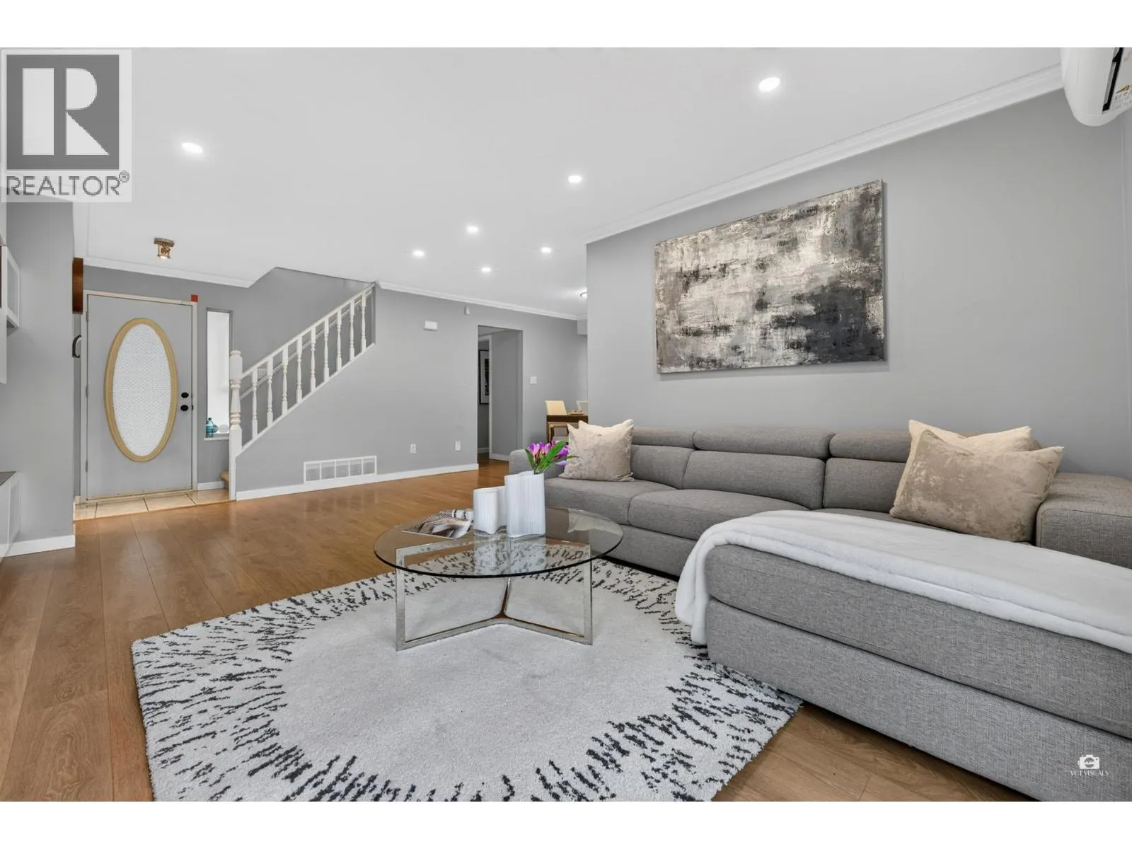 2550 RAVEN COURT